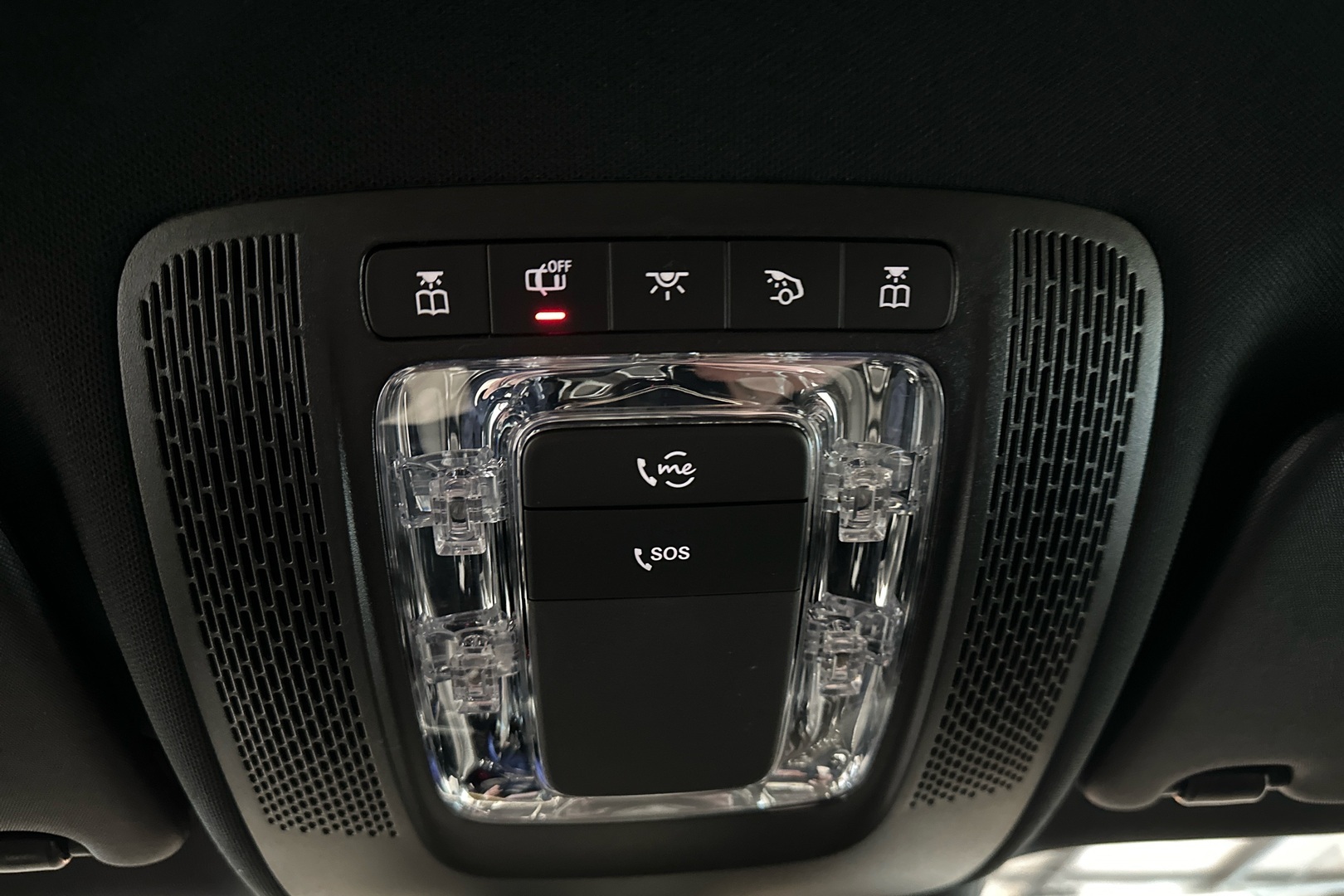 MERCEDES-BENZ GLA 2024