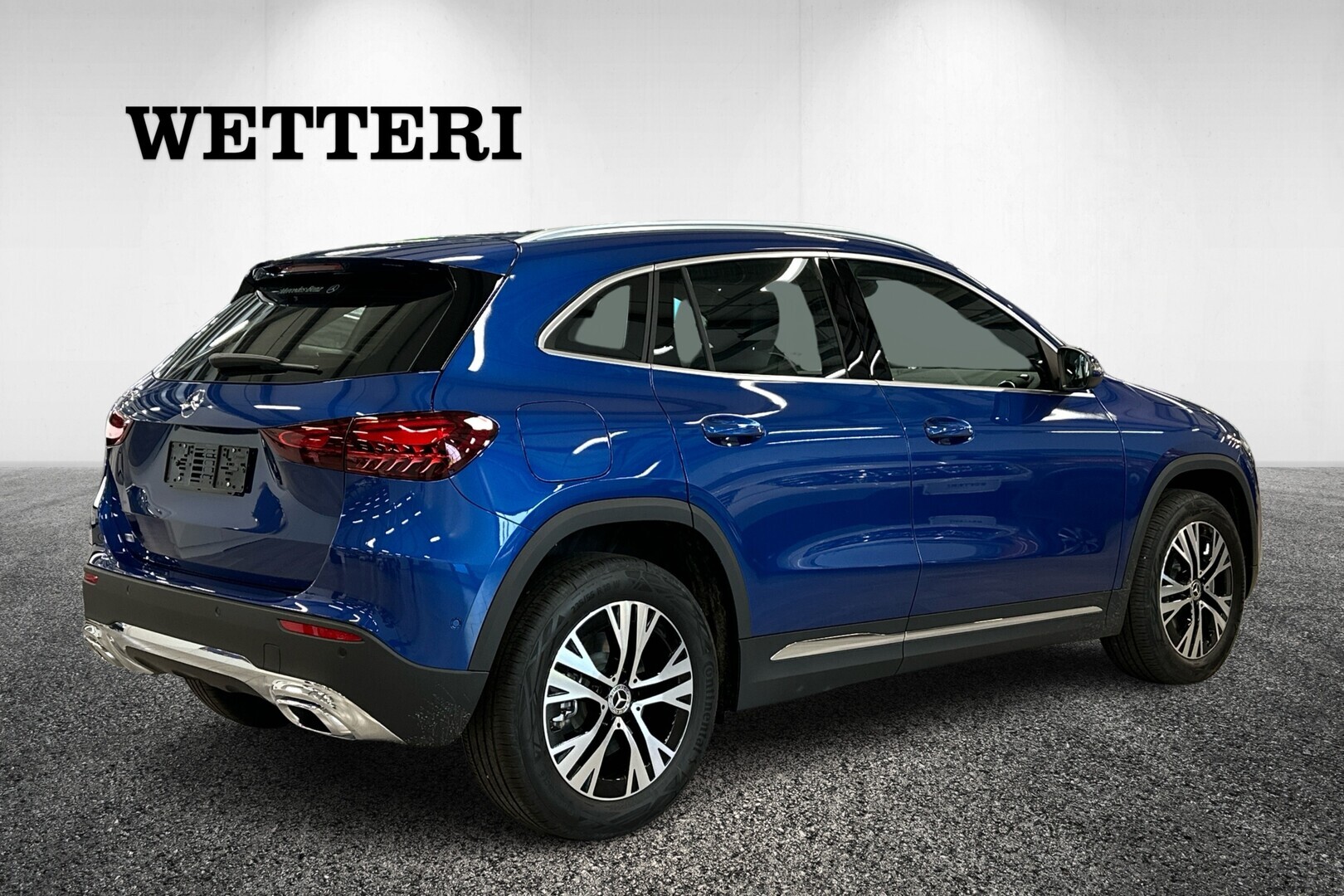 MERCEDES-BENZ GLA 2024