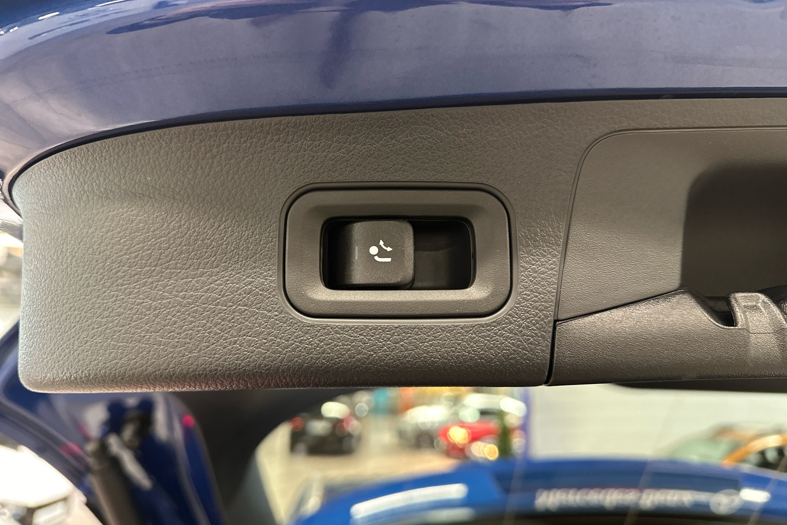 MERCEDES-BENZ GLA 2024