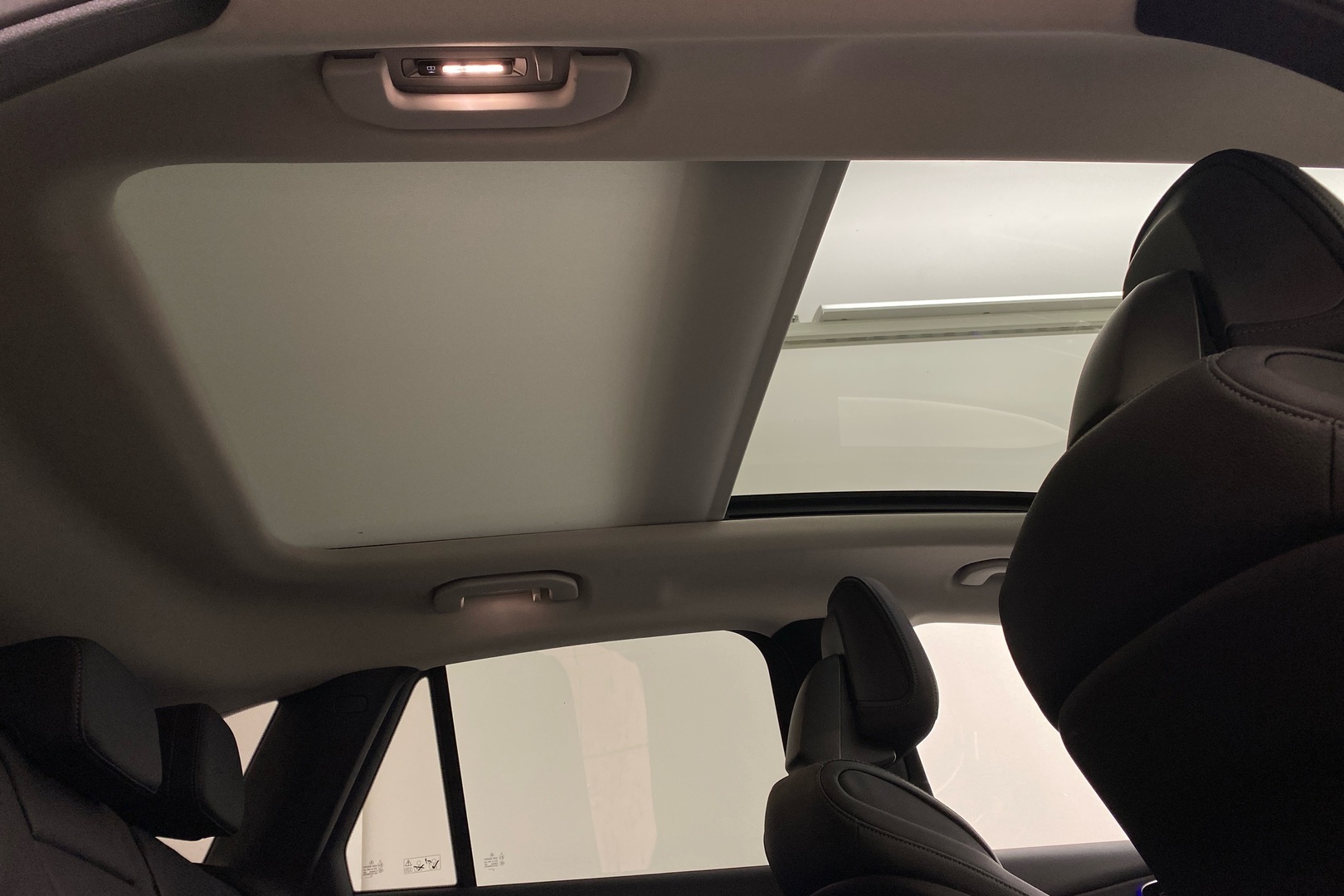 MERCEDES-BENZ GLC 2025