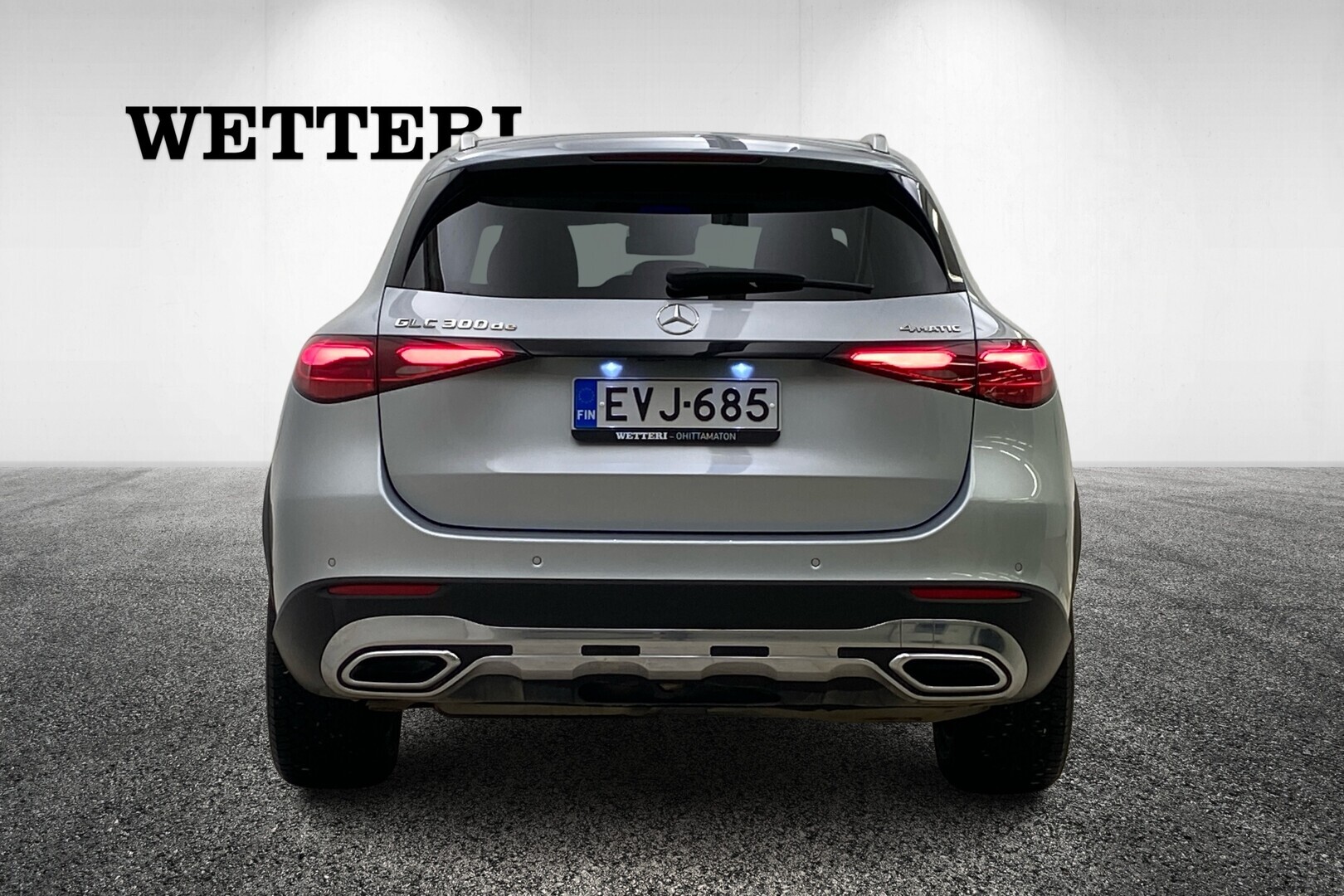 MERCEDES-BENZ GLC 2025