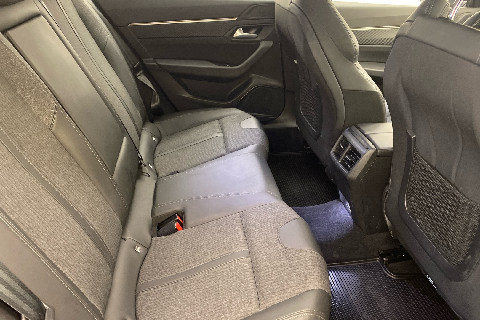PEUGEOT 508 2020