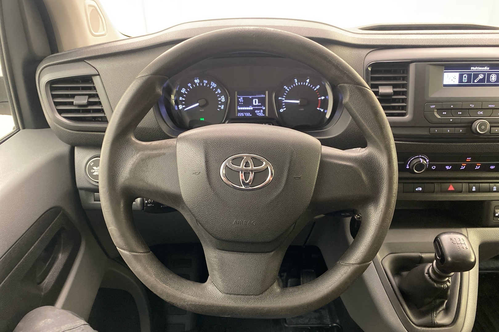 TOYOTA Proace 2021