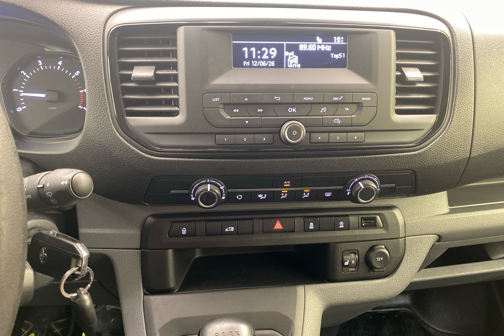 TOYOTA Proace 2021