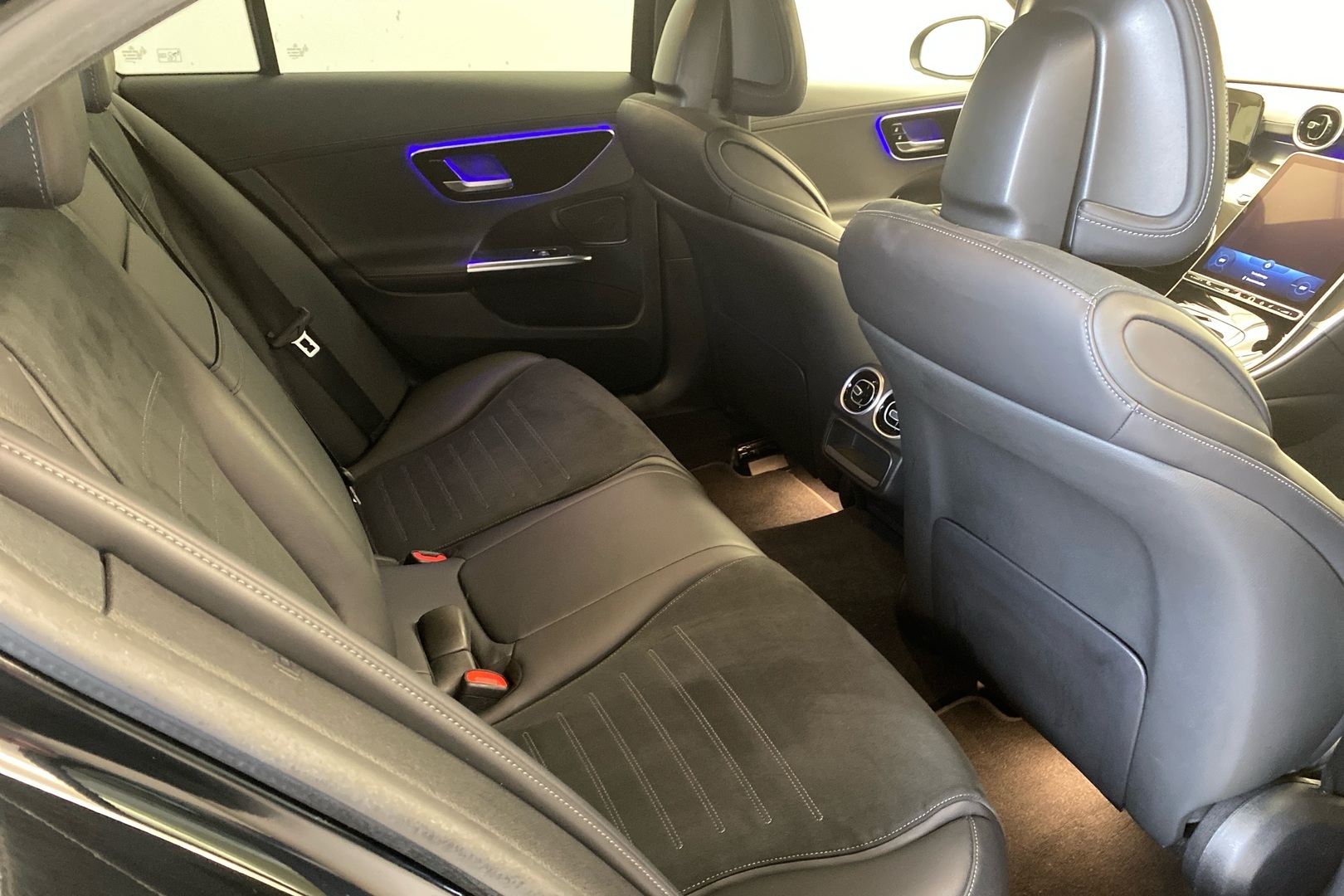 MERCEDES-BENZ C 2022