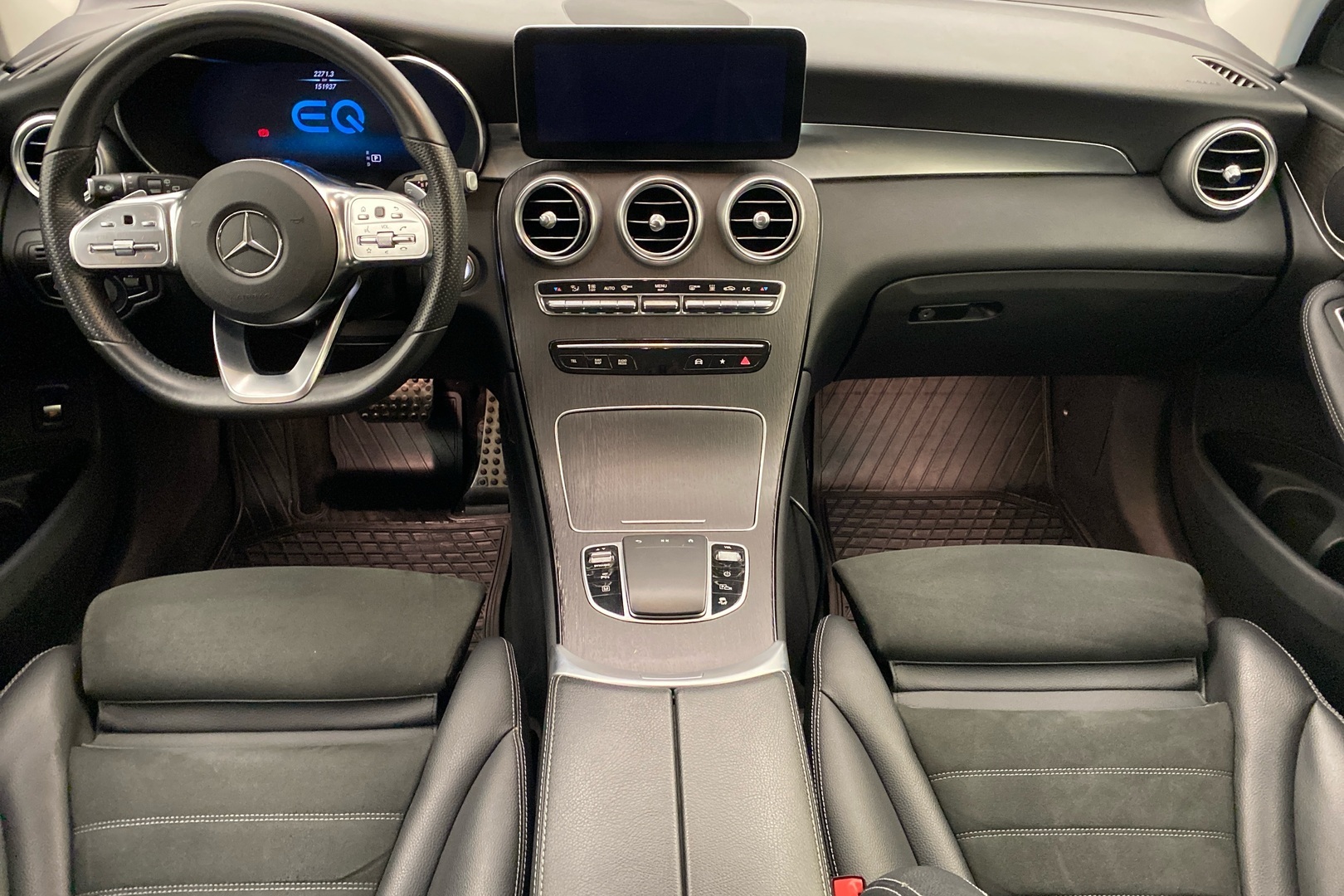 MERCEDES-BENZ GLC 2021