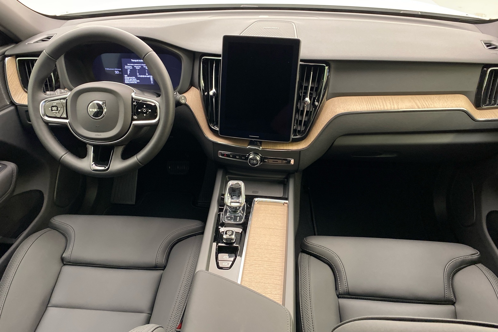 VOLVO XC60 2027
