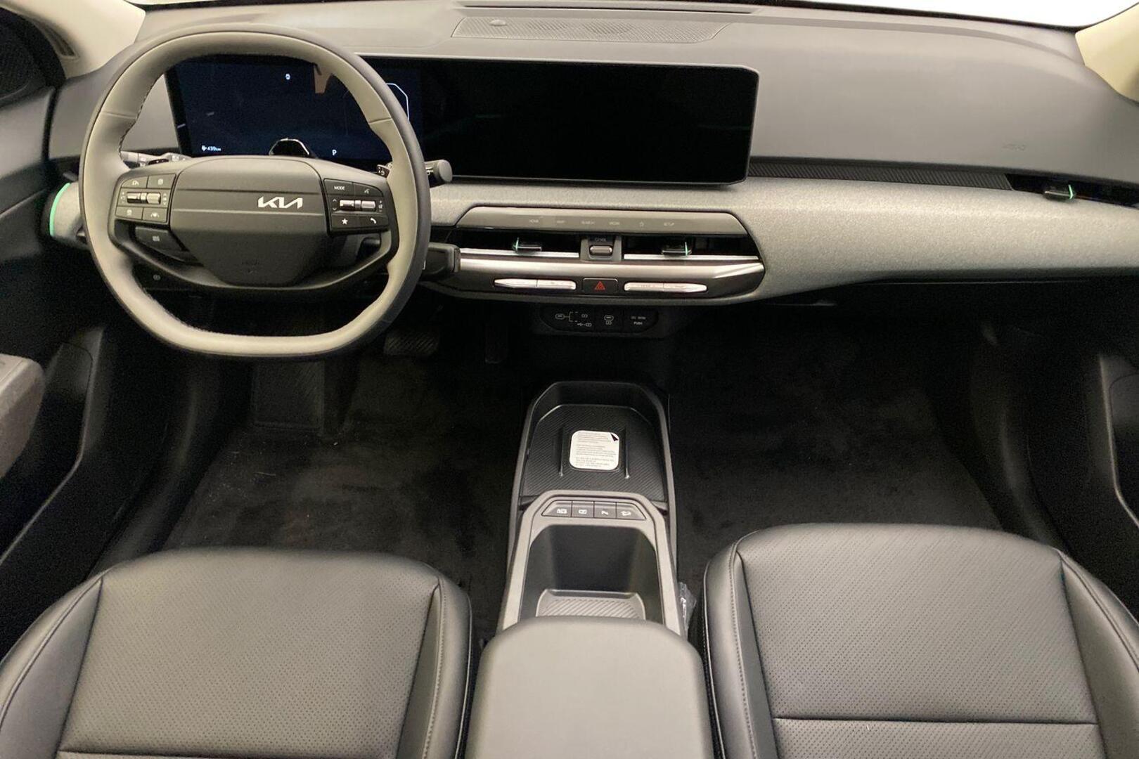 KIA EV4 10