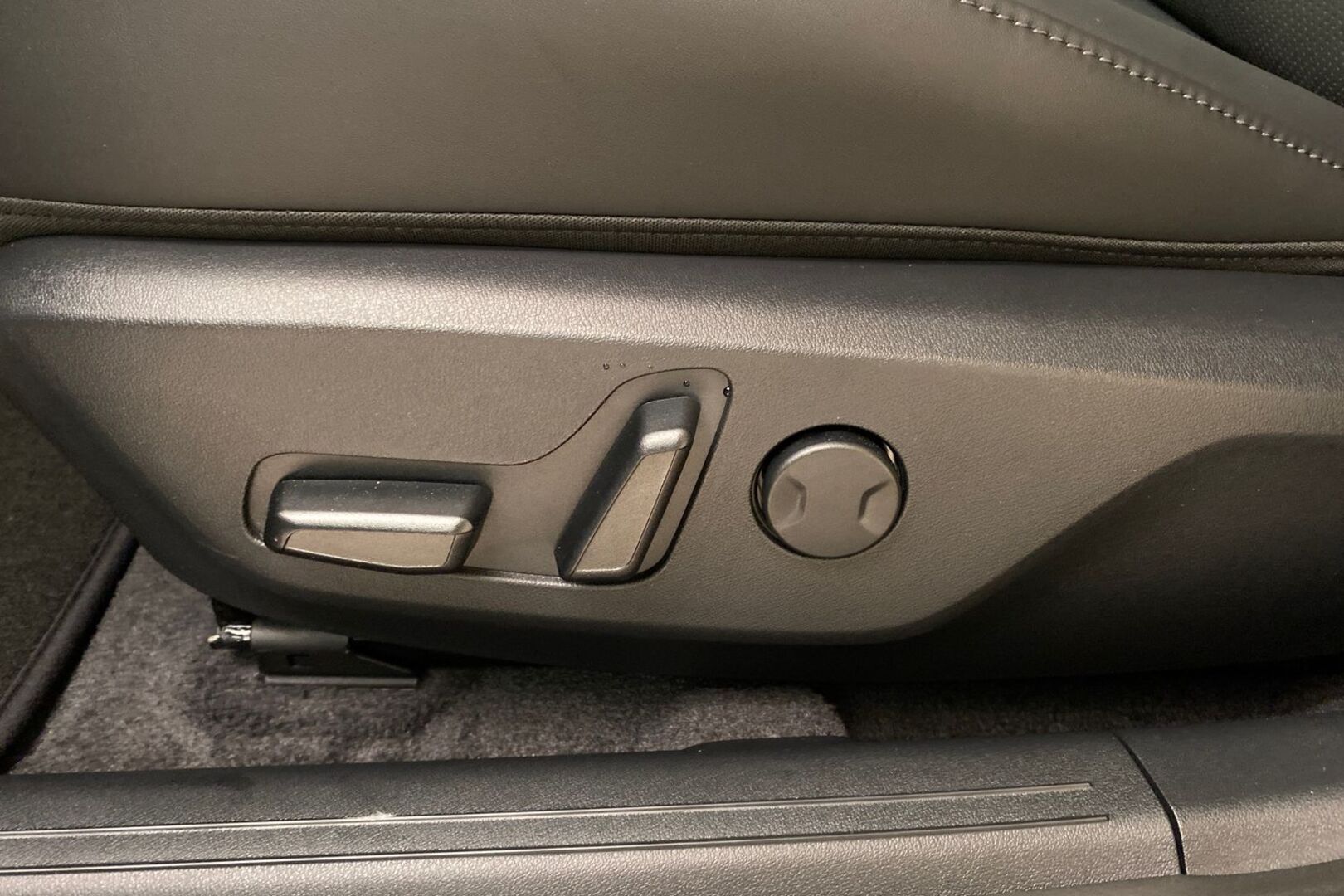 KIA EV4 19