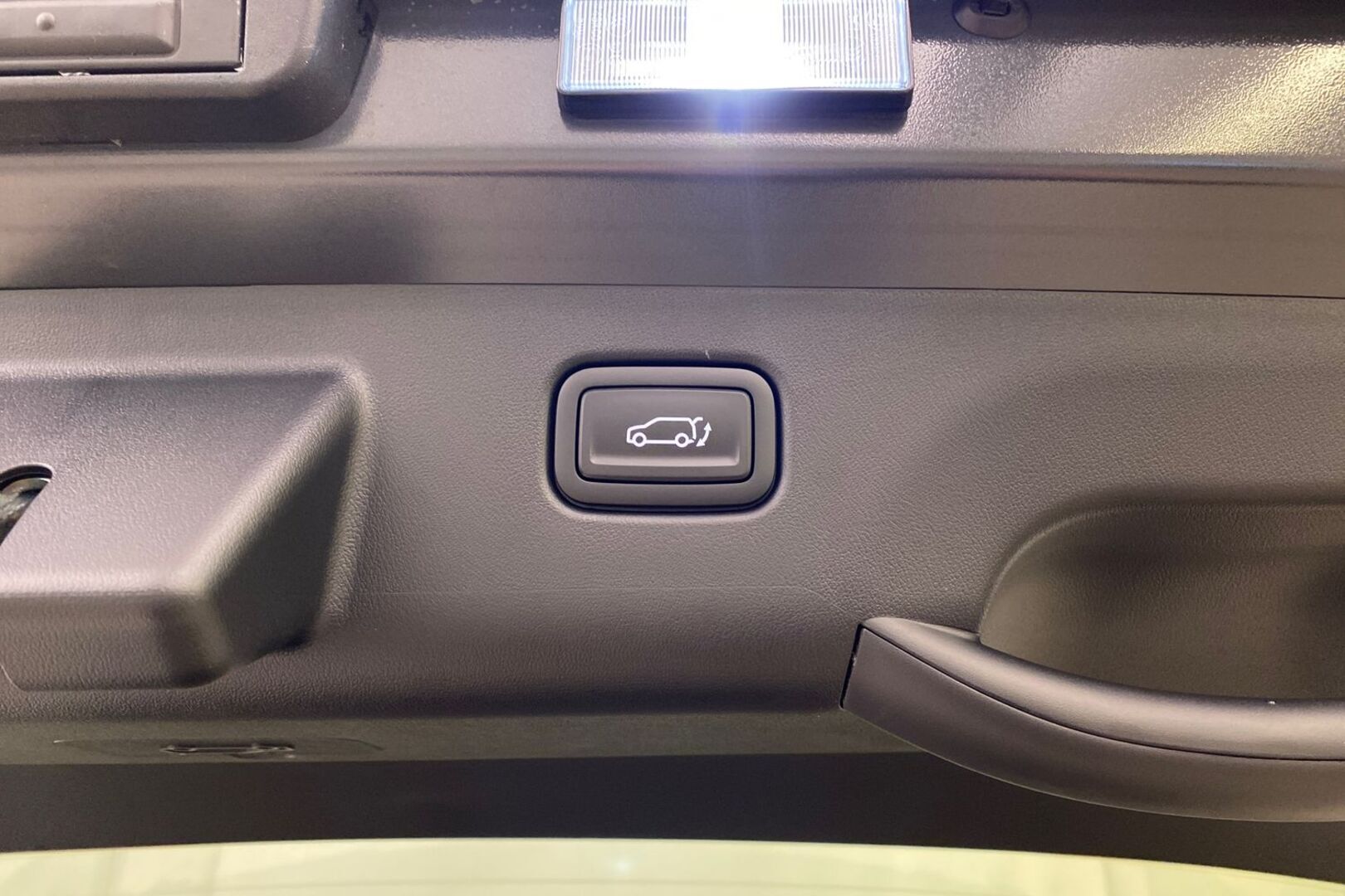 KIA EV4 23