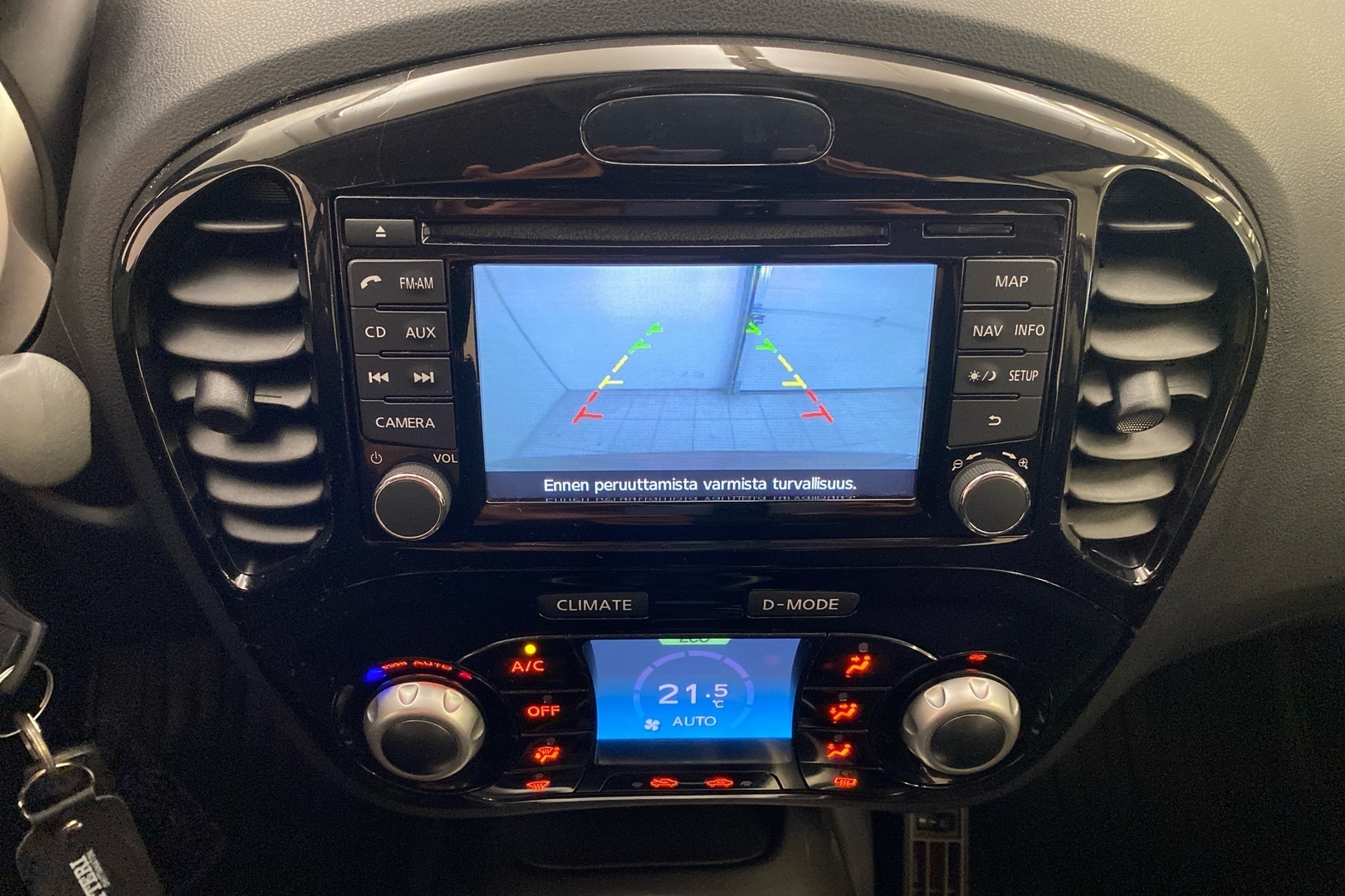 NISSAN Juke 2014