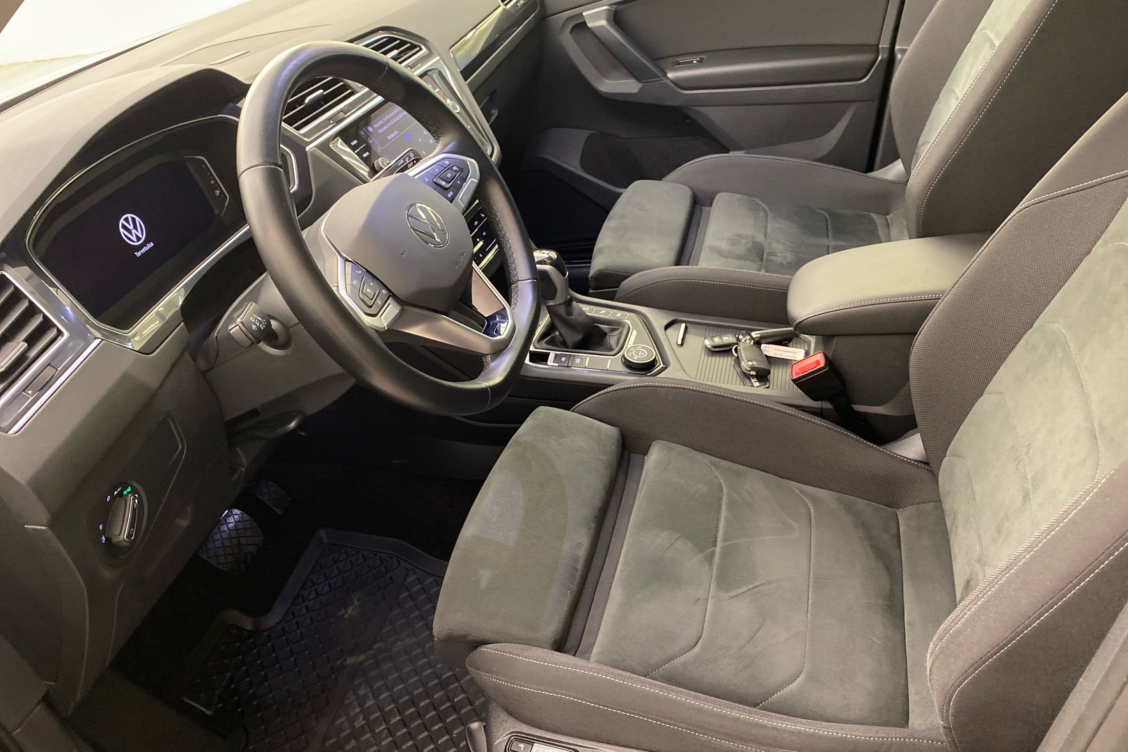 VOLKSWAGEN Tiguan 2022