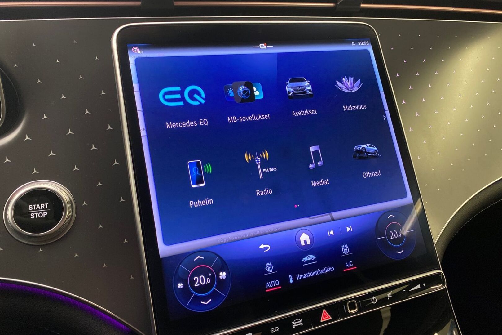 MERCEDES-BENZ EQE 2025