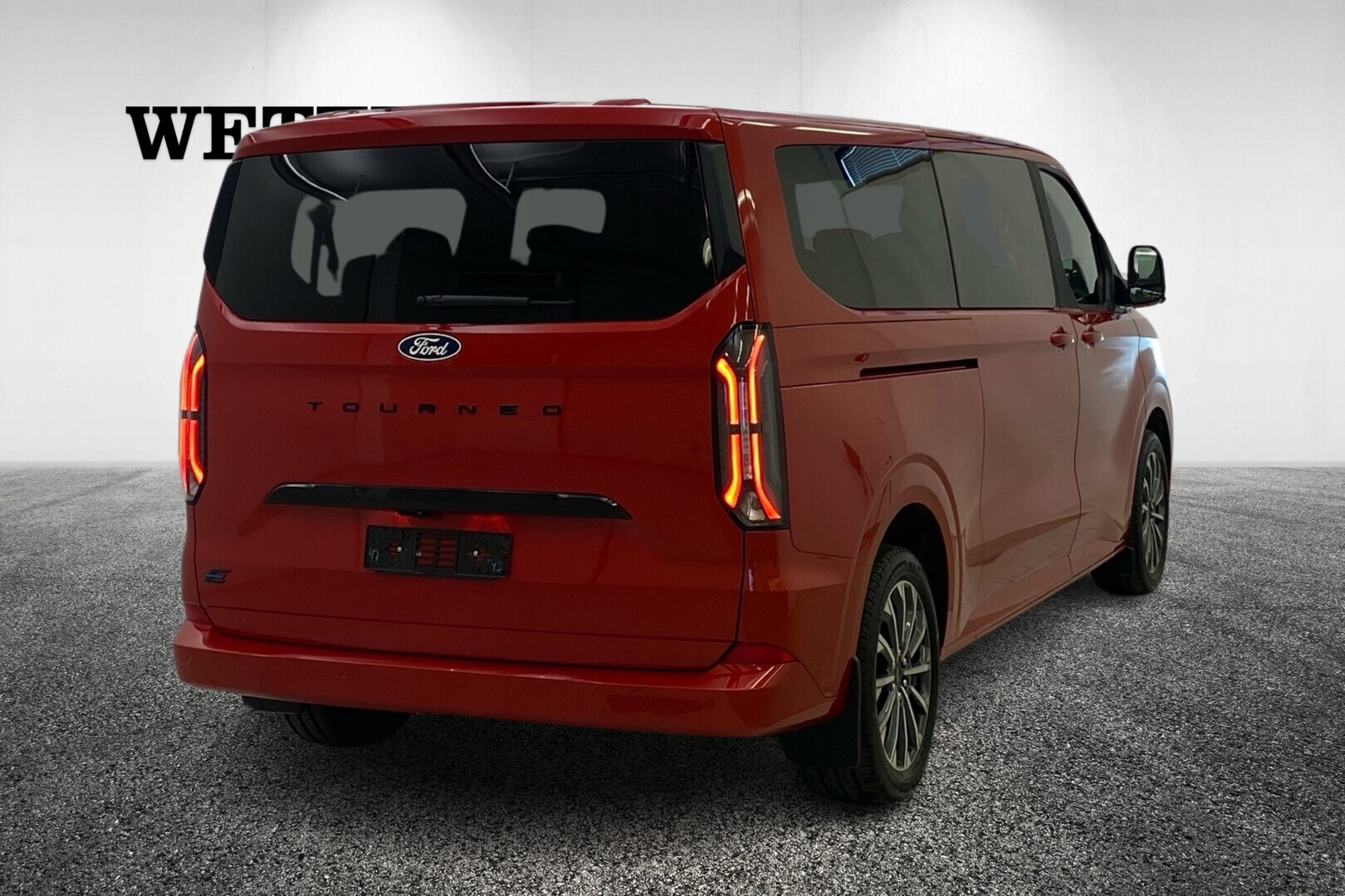 FORD Tourneo Custom 2025