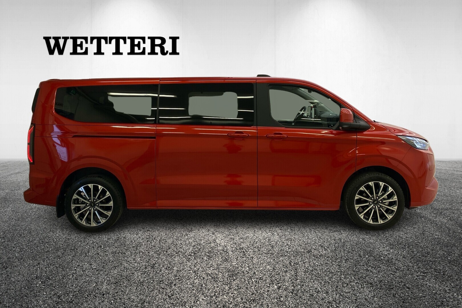 FORD Tourneo Custom 2025