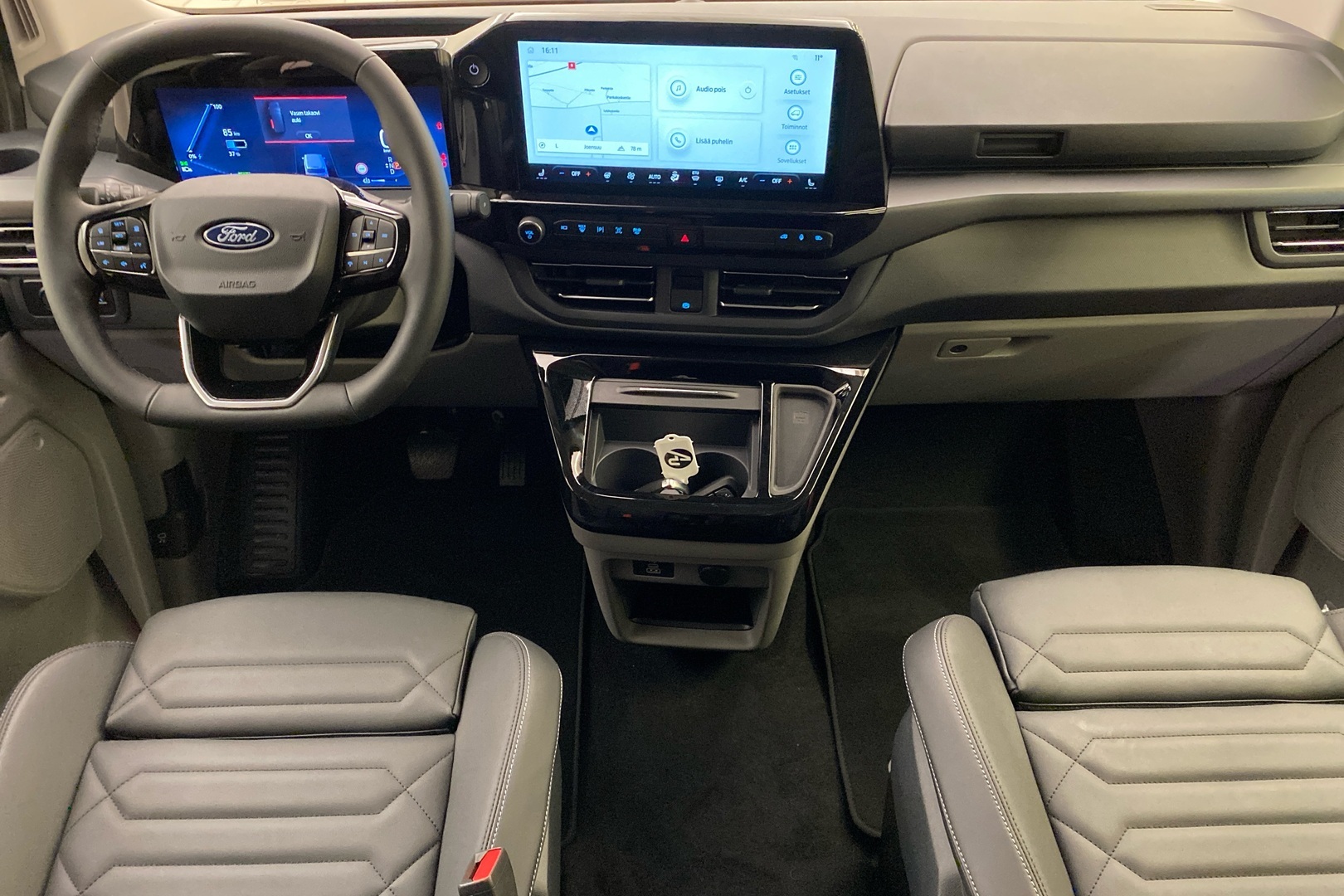 FORD Tourneo Custom 2025