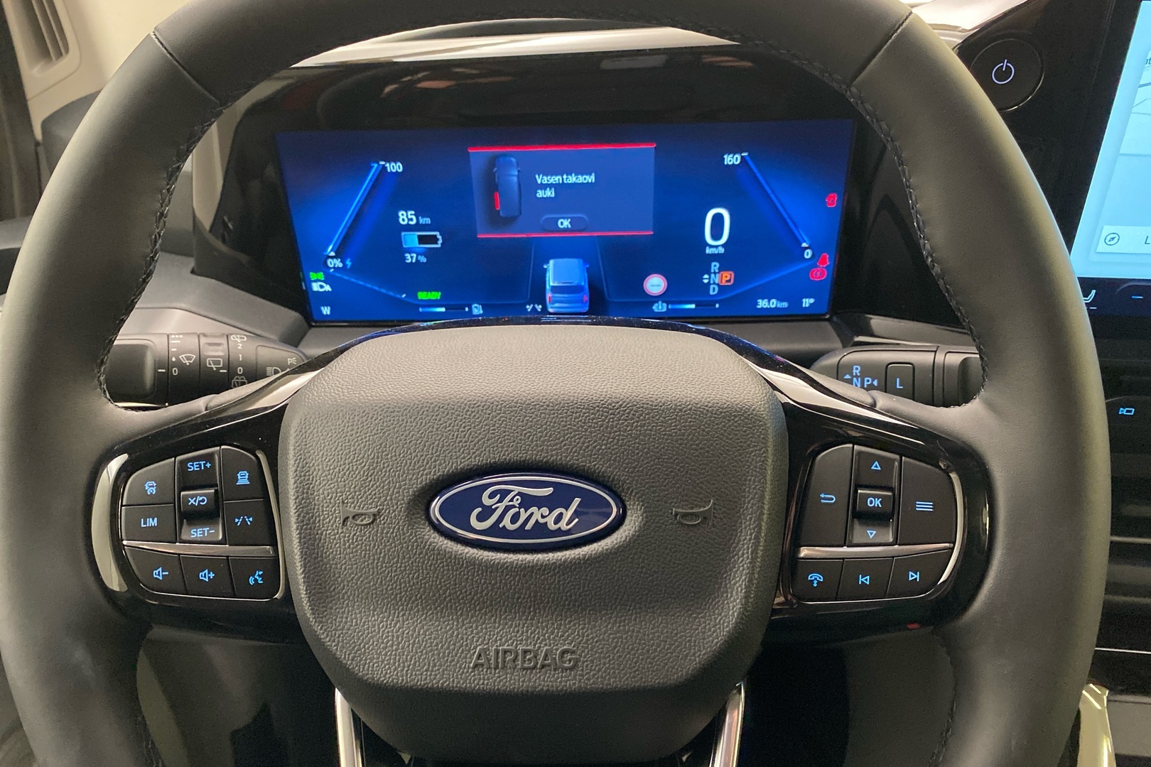 FORD Tourneo Custom 2025