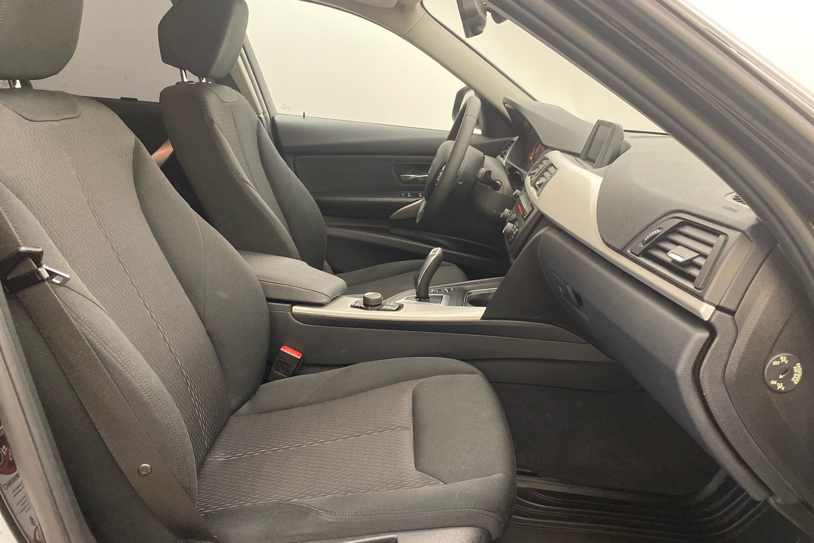 BMW 320 2012