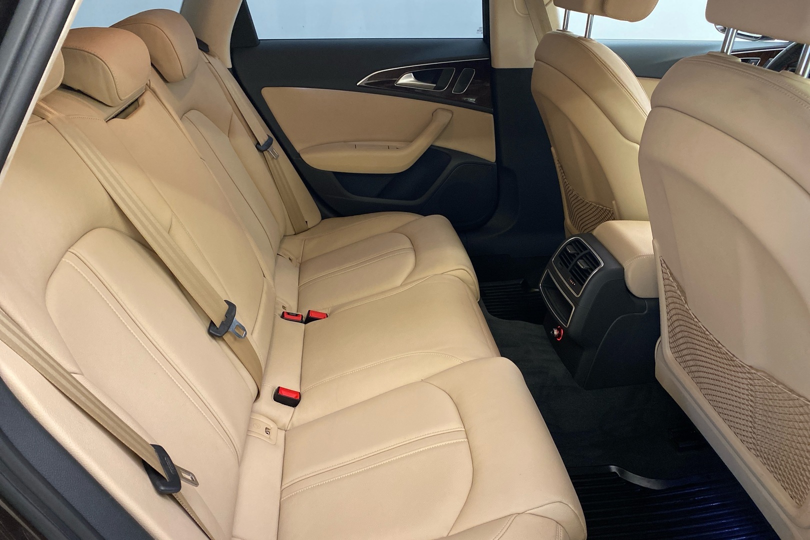 AUDI A6 allroad quattro 2014