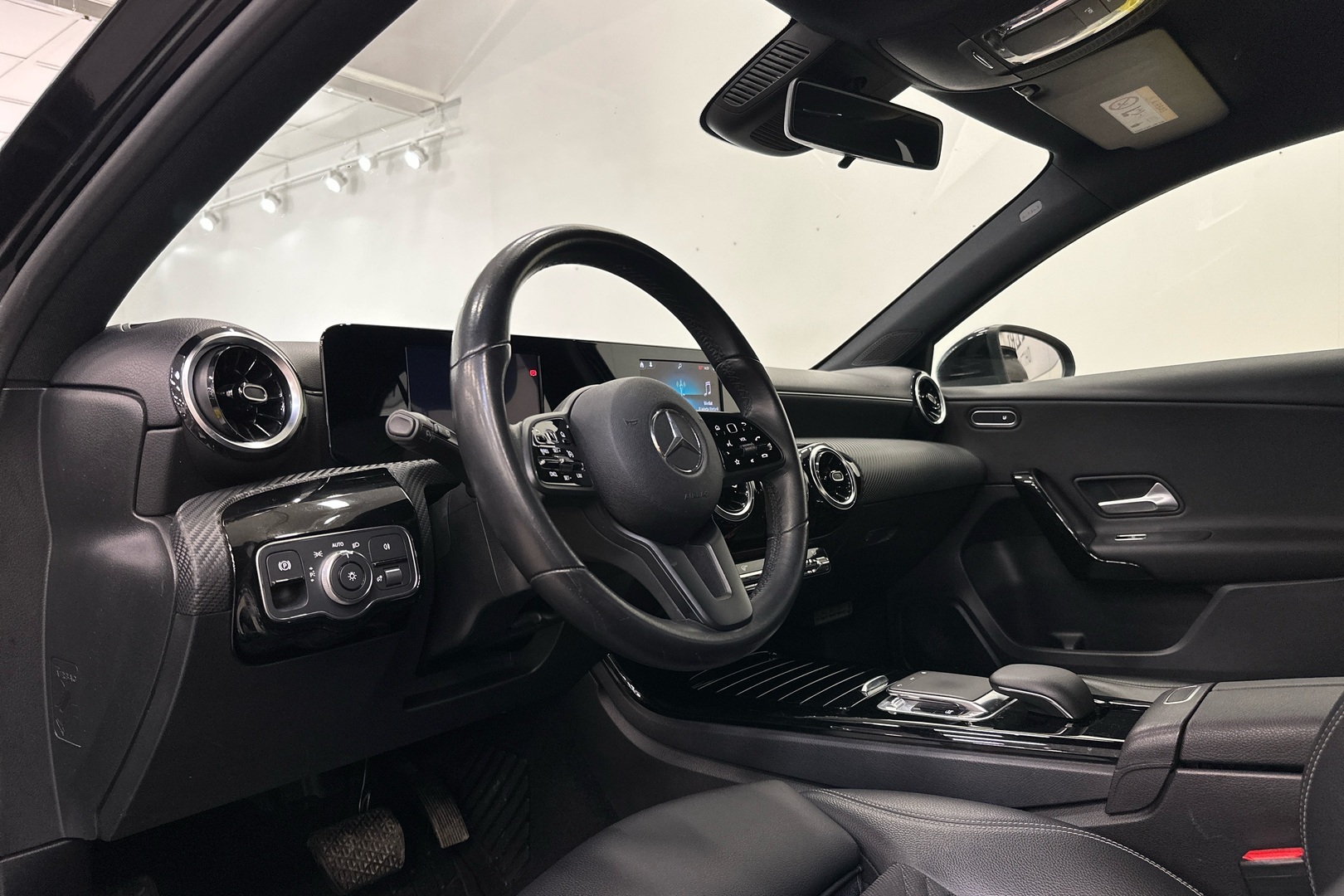 MERCEDES-BENZ A 2018