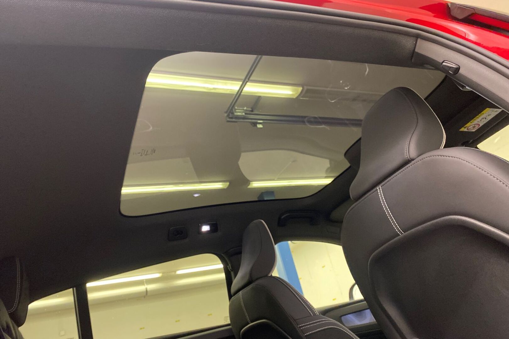 VOLVO C40 2023