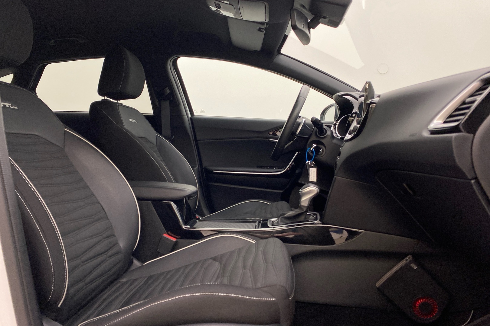 KIA ProCeed 2025