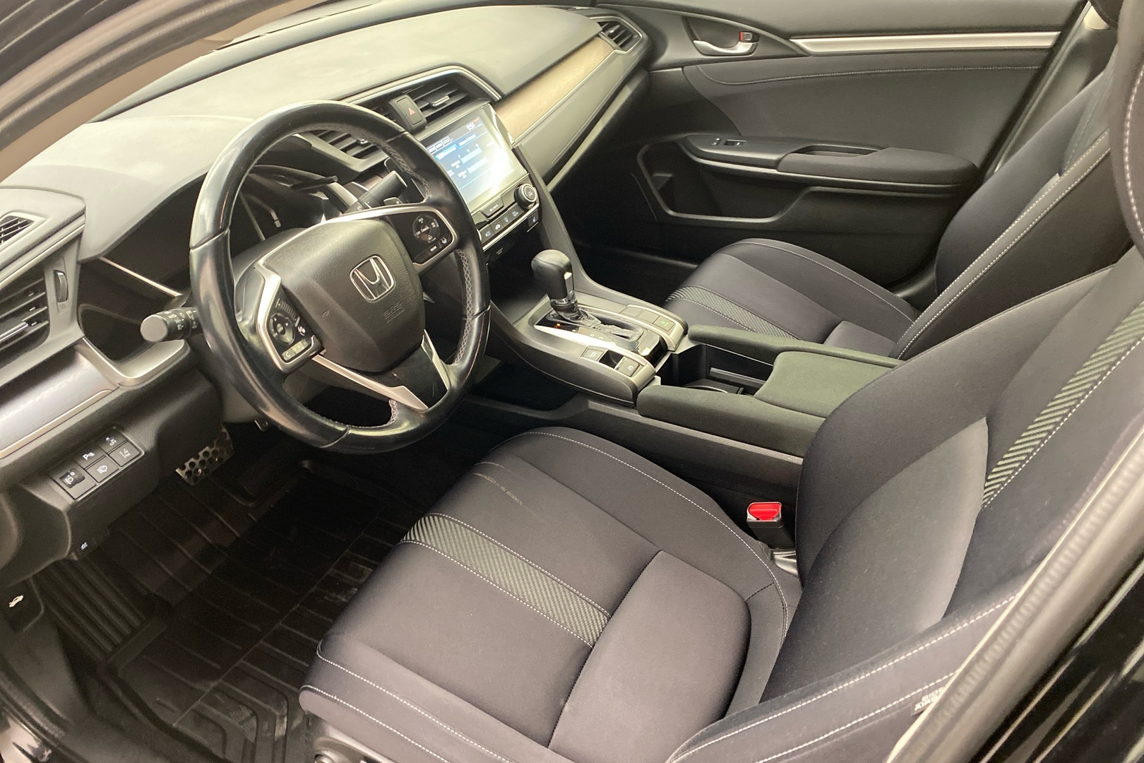 HONDA Civic 2018