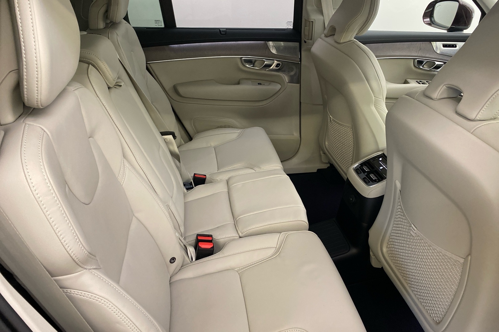 VOLVO XC90 11