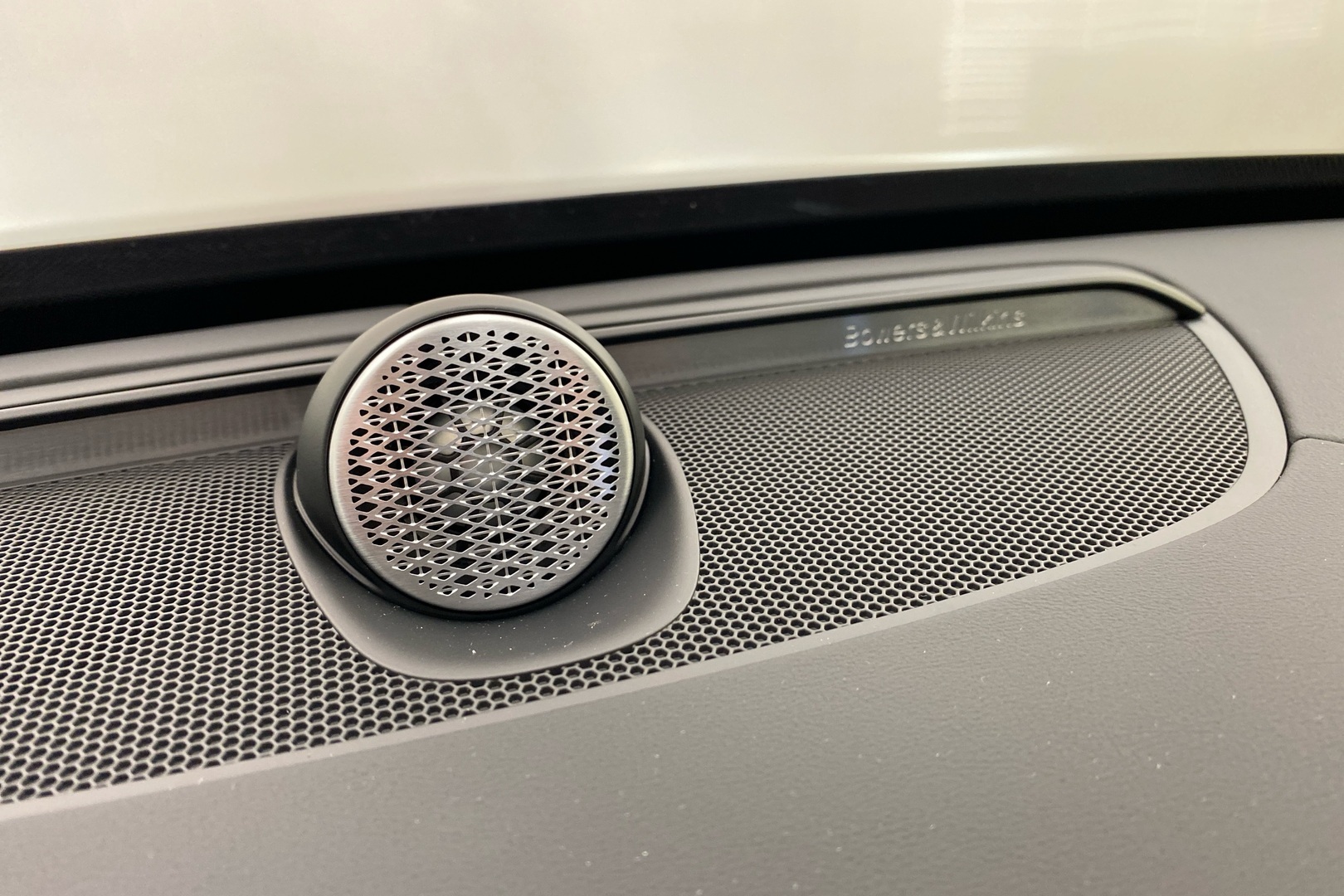 VOLVO XC90 17