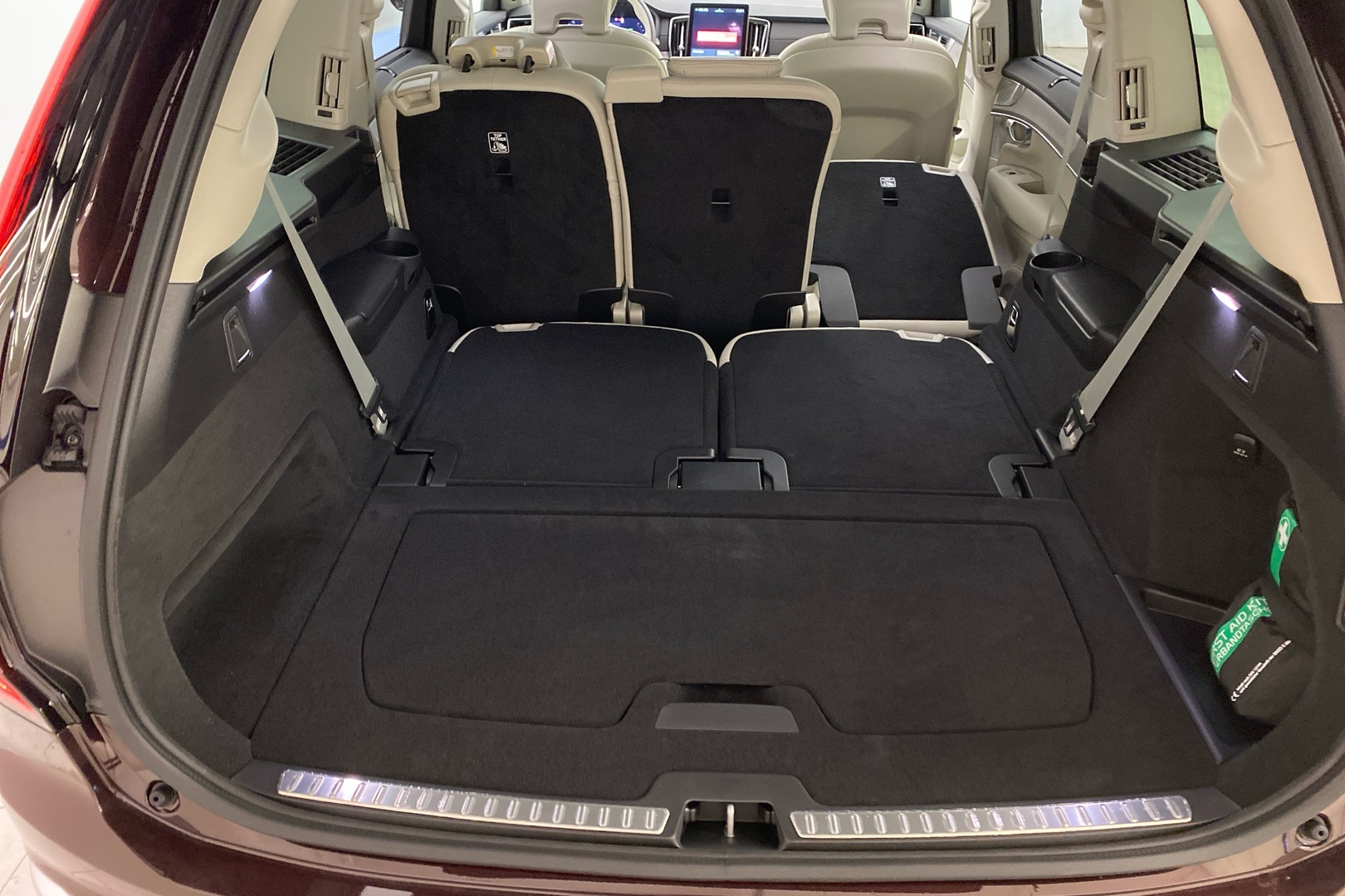 VOLVO XC90 19