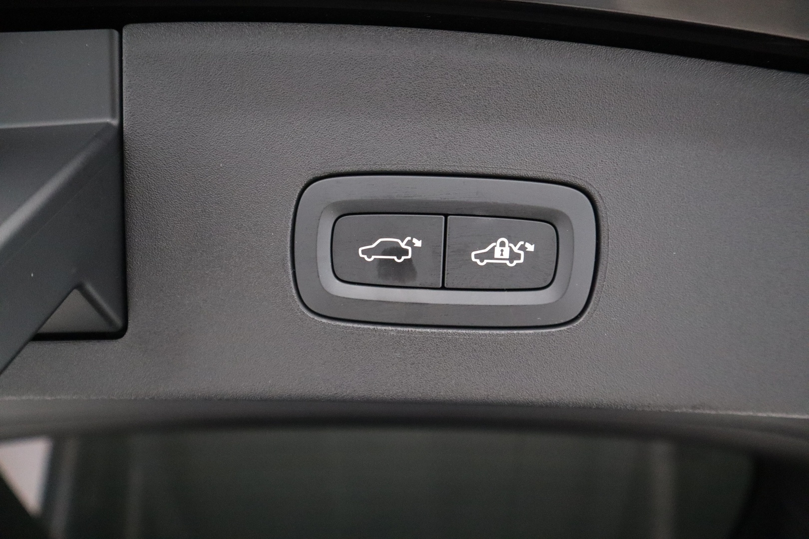 POLESTAR 2 2024