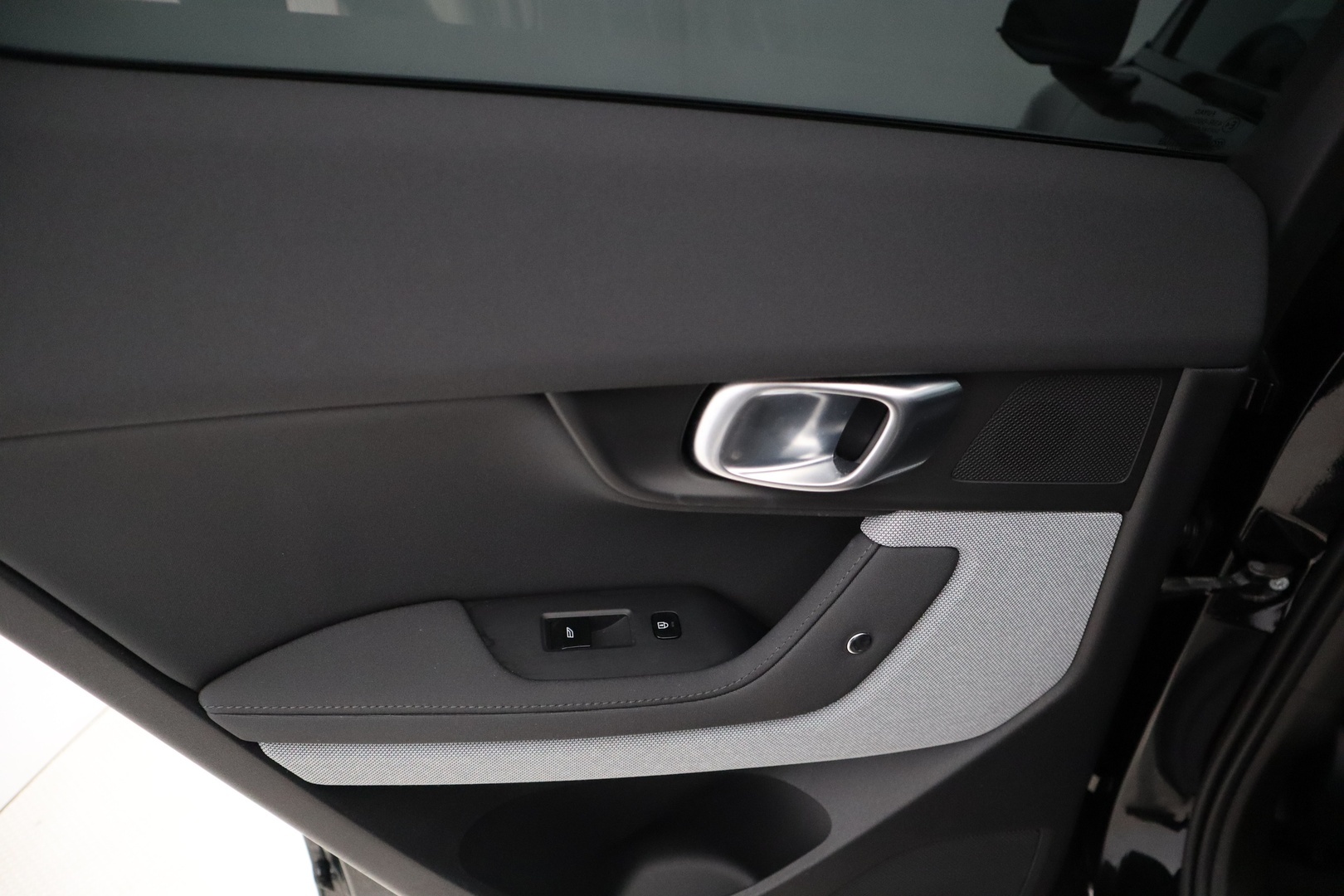 POLESTAR 2 2024