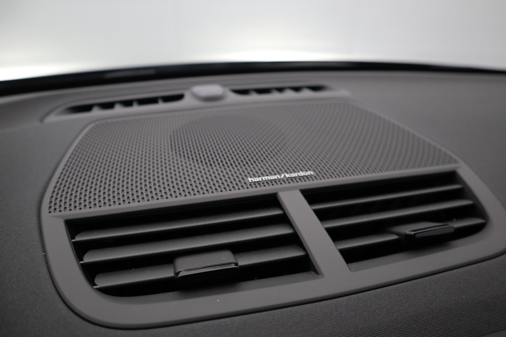 POLESTAR 2 2024