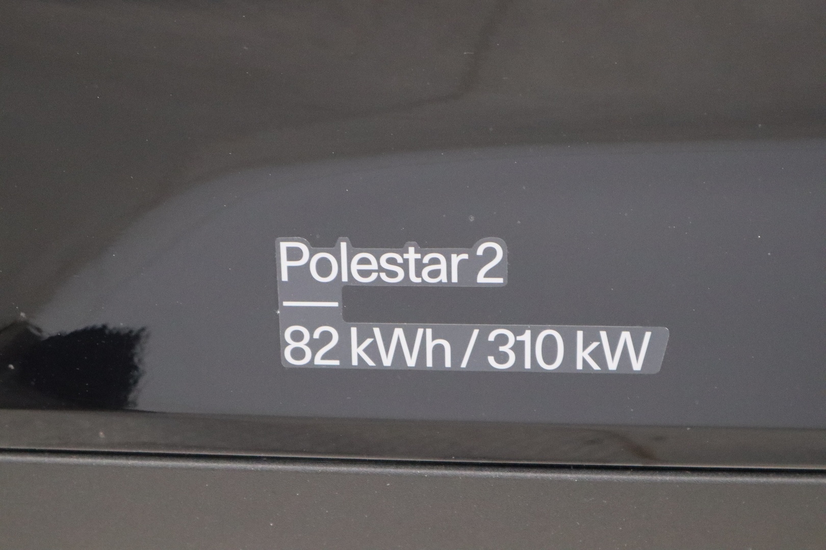 POLESTAR 2 2024