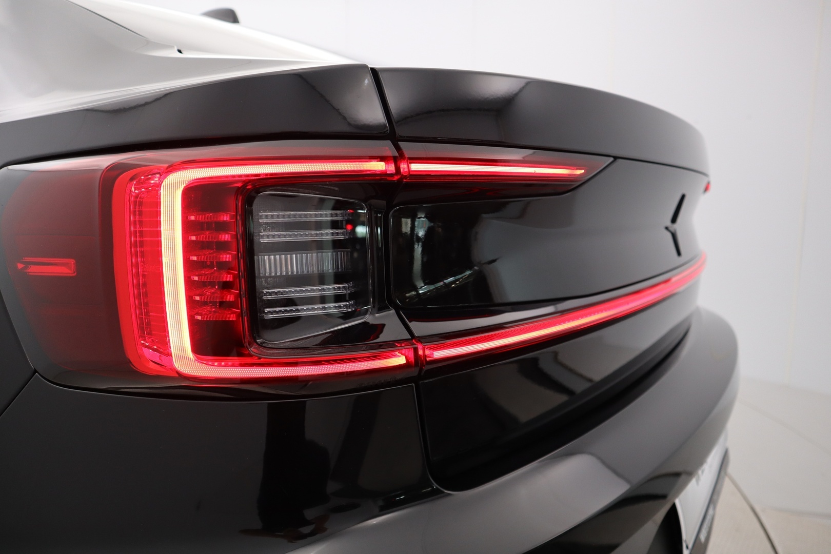 POLESTAR 2 2024