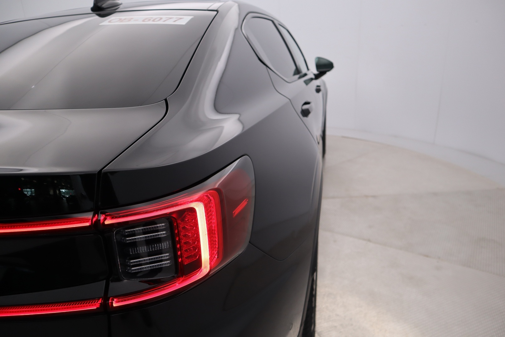 POLESTAR 2 2024