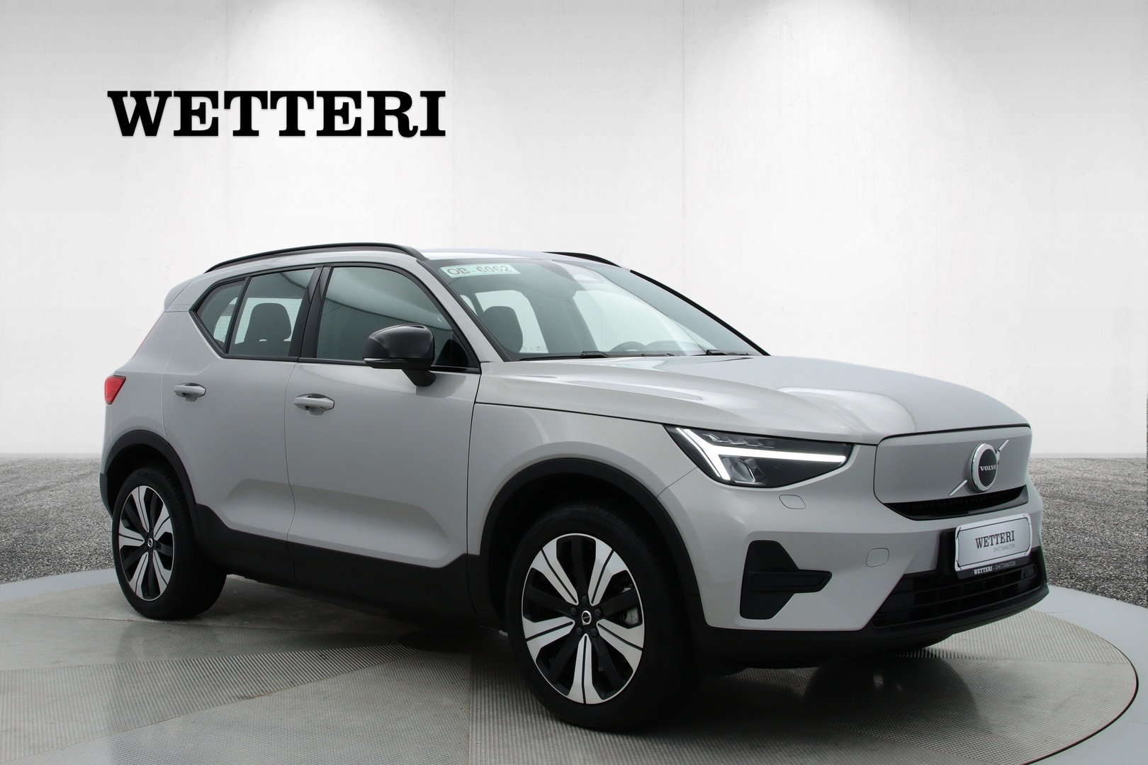 VOLVO XC40 2023