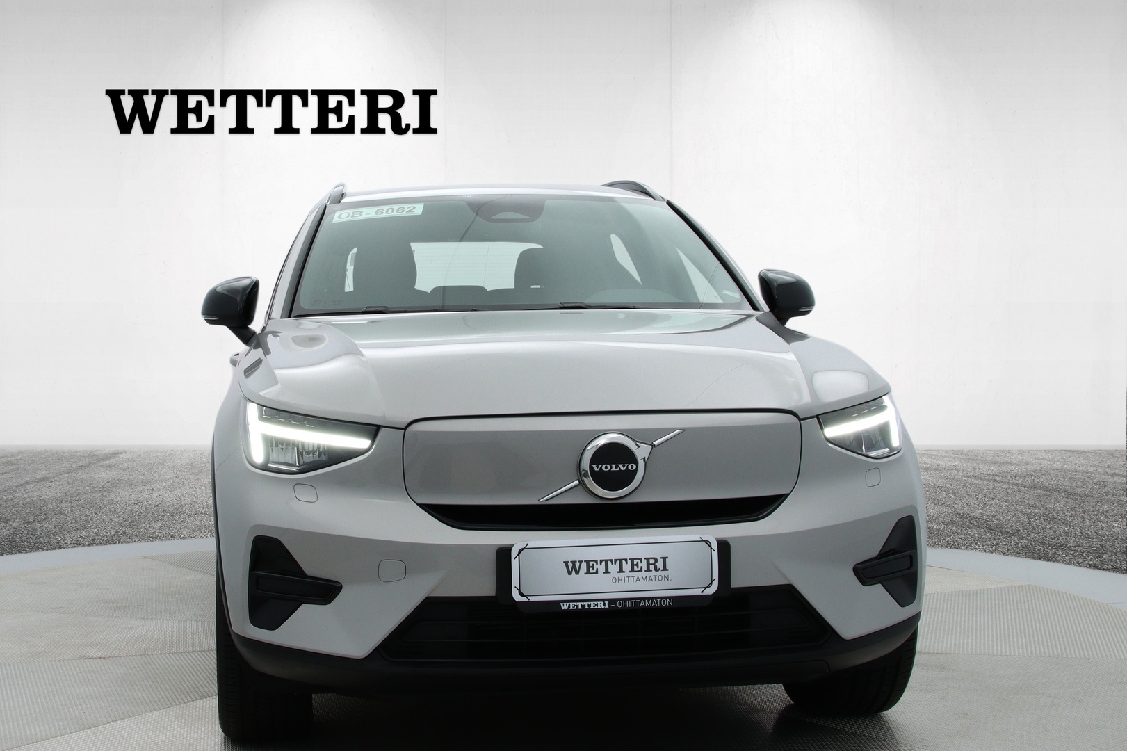 VOLVO XC40 2023