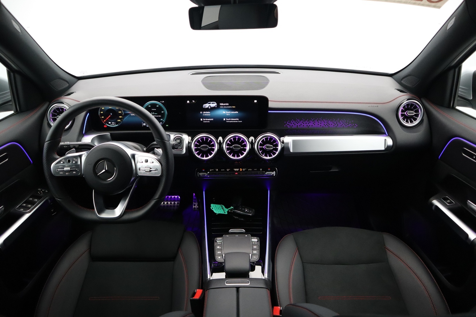 MERCEDES-BENZ EQB 2024