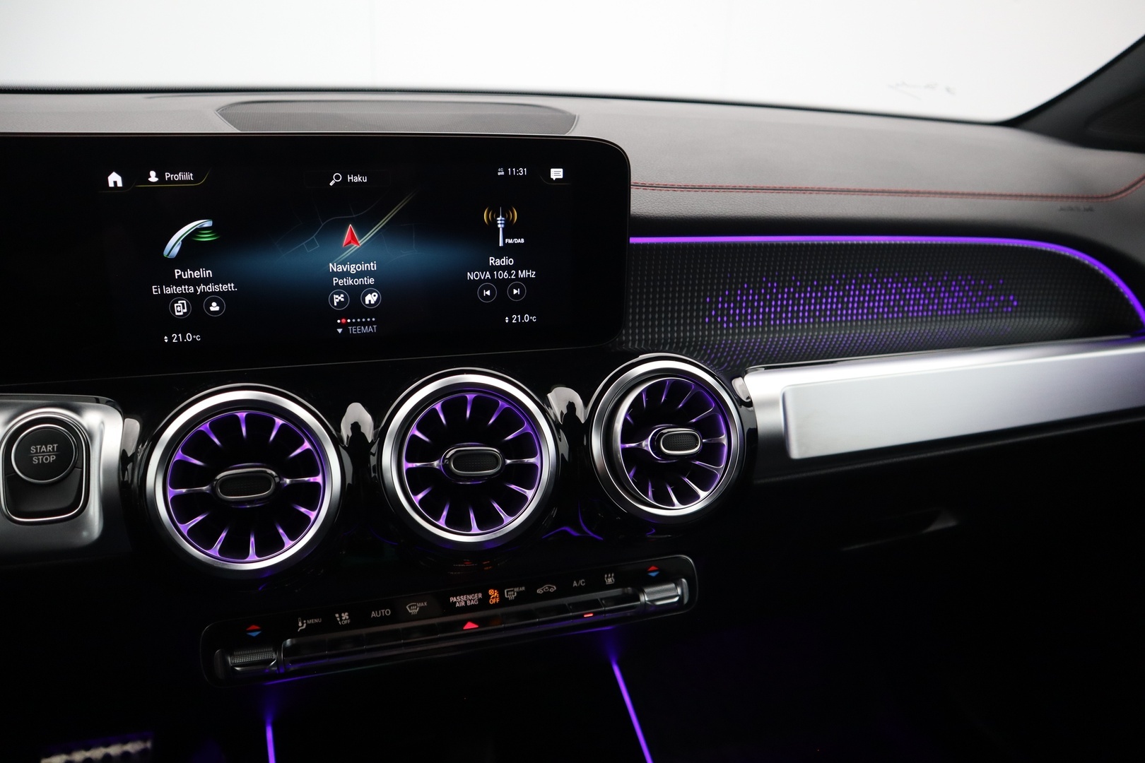 MERCEDES-BENZ EQB 2024