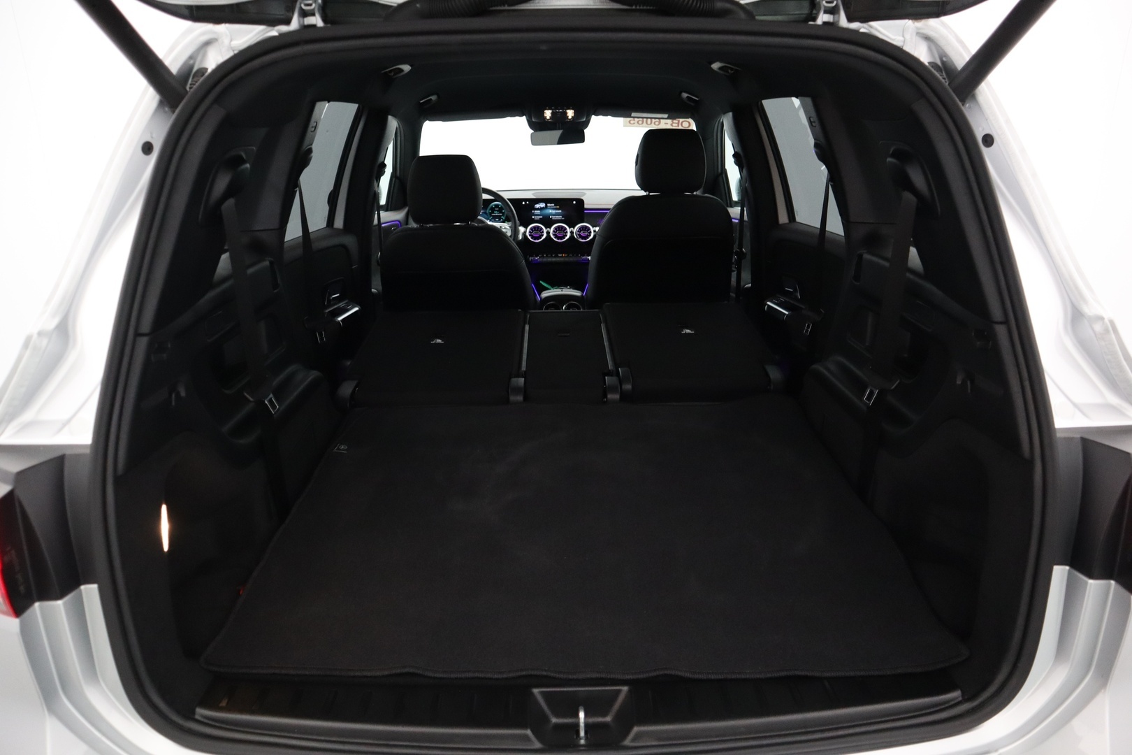 MERCEDES-BENZ EQB 2024