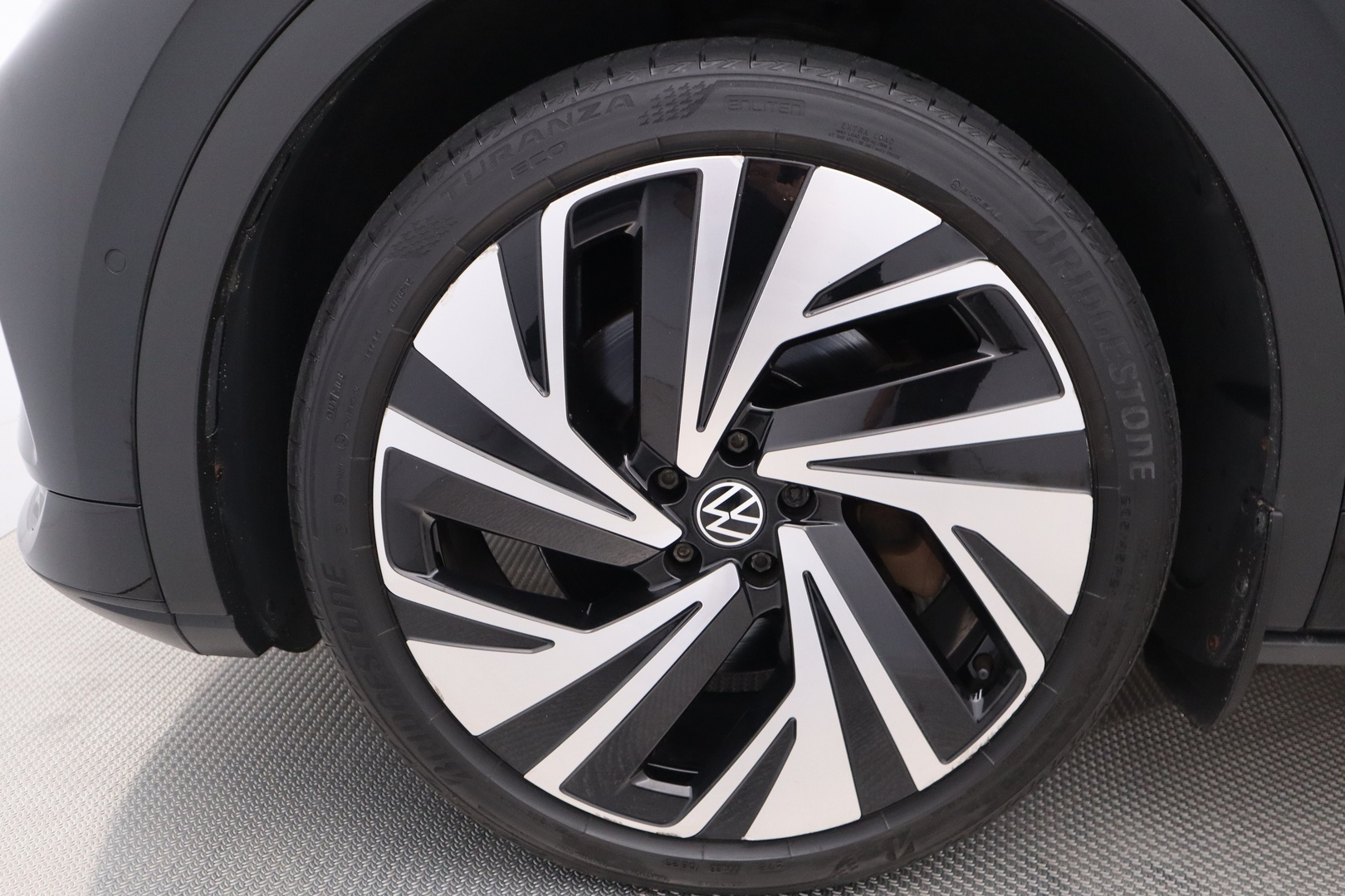 VOLKSWAGEN ID.4 2023