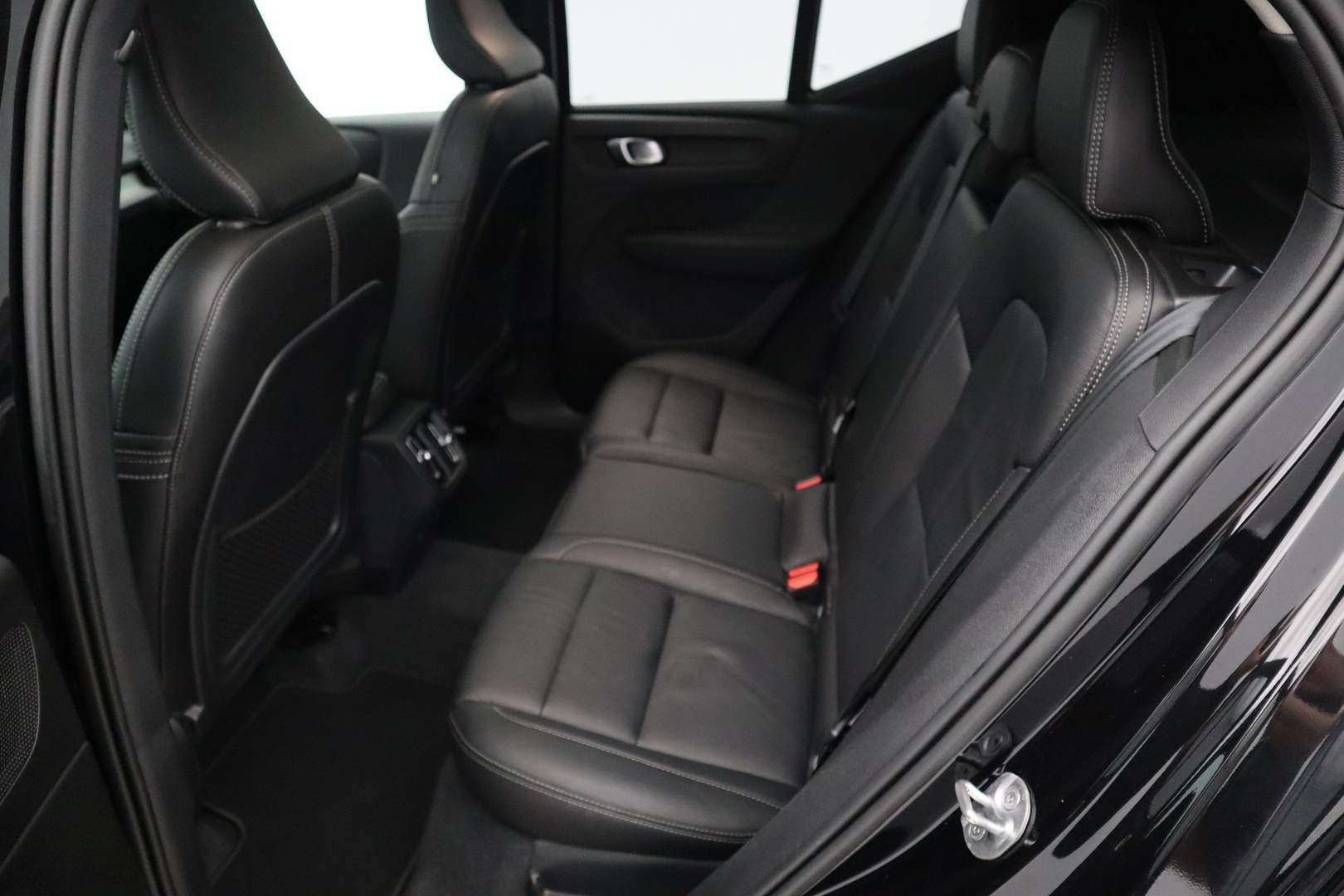 VOLVO XC40 2022