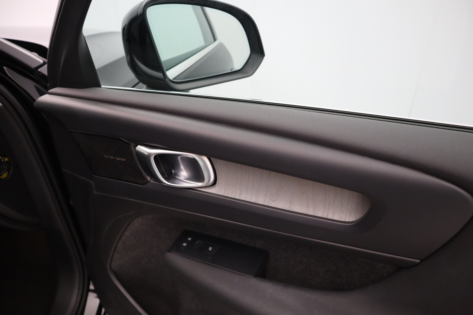 VOLVO XC40 2022