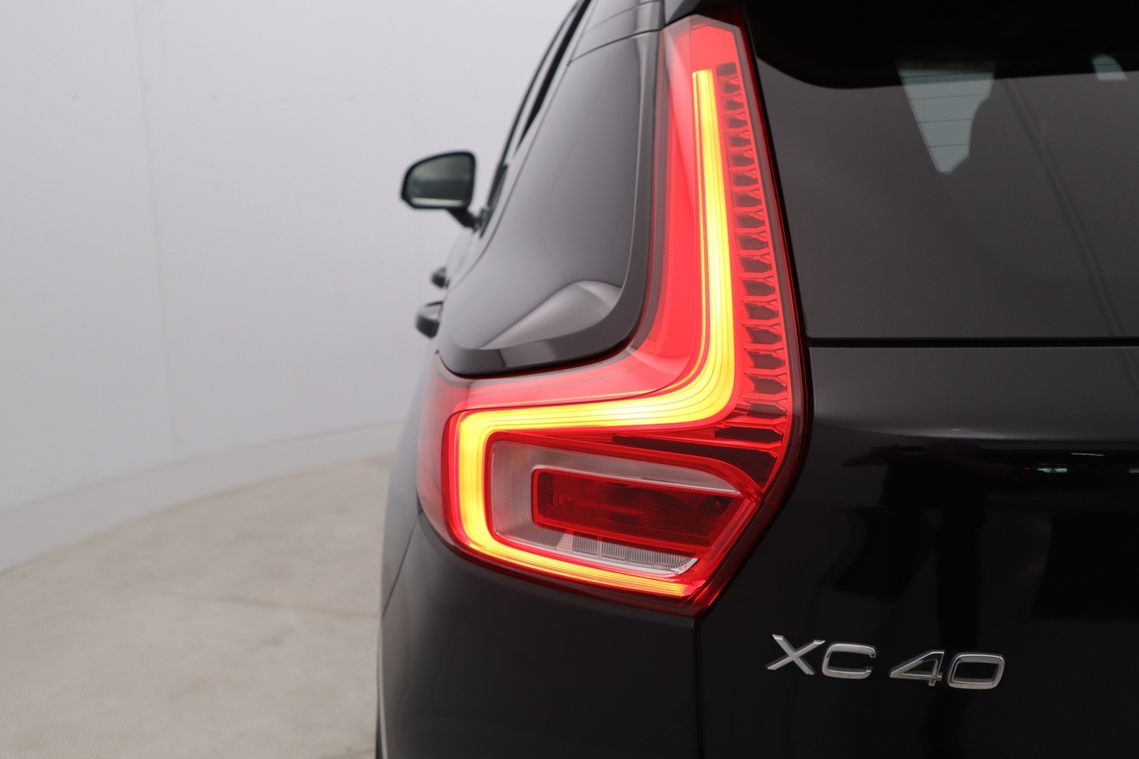VOLVO XC40 2022
