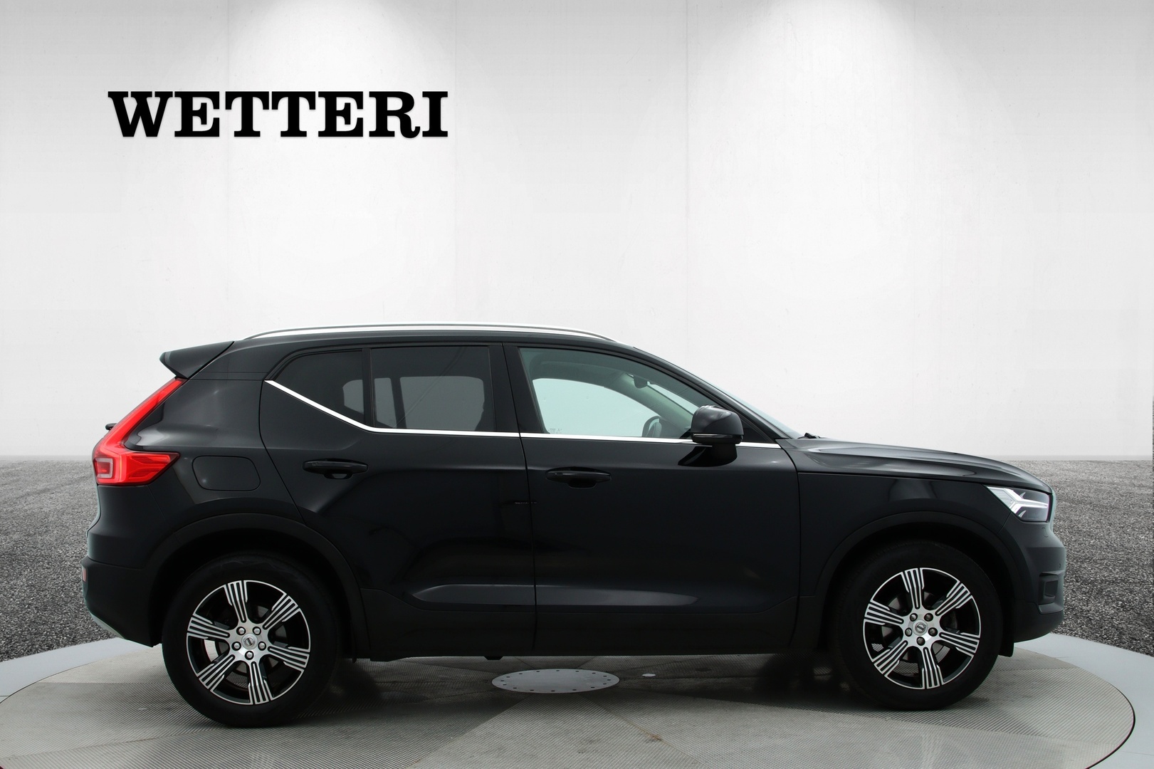 VOLVO XC40 2022