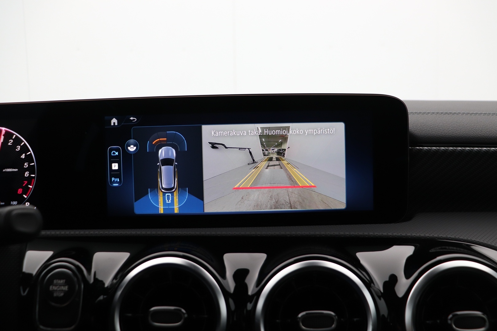 MERCEDES-BENZ CLA 2025