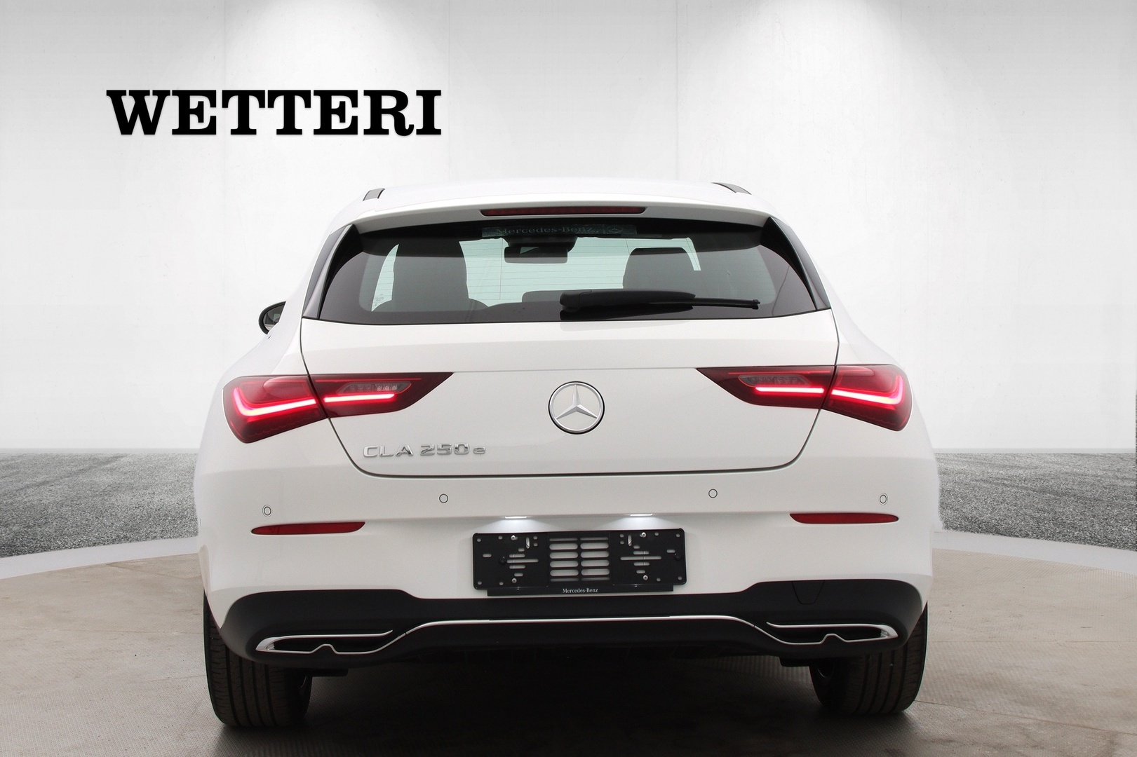 MERCEDES-BENZ CLA 2025