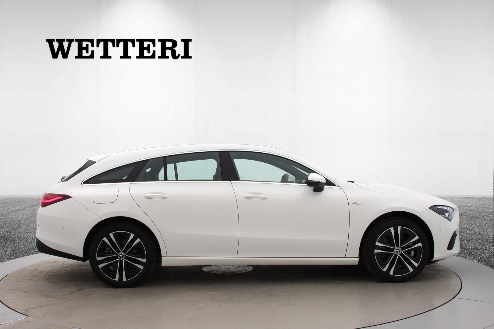 MERCEDES-BENZ CLA 2025