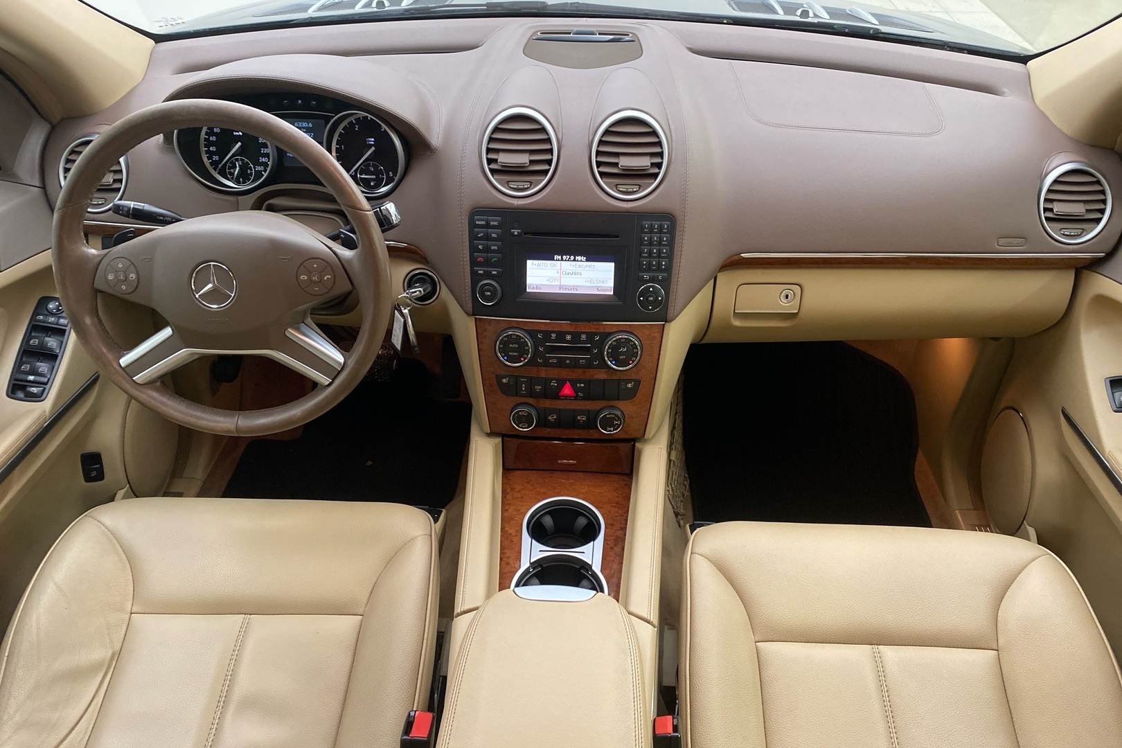 MERCEDES-BENZ GL 2011